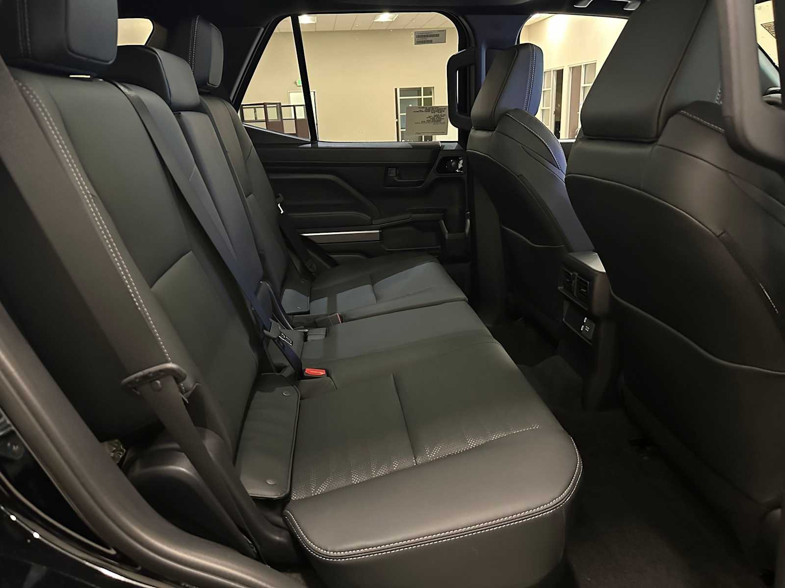 Thumbnail: 2026 Toyota 4Runner - 25