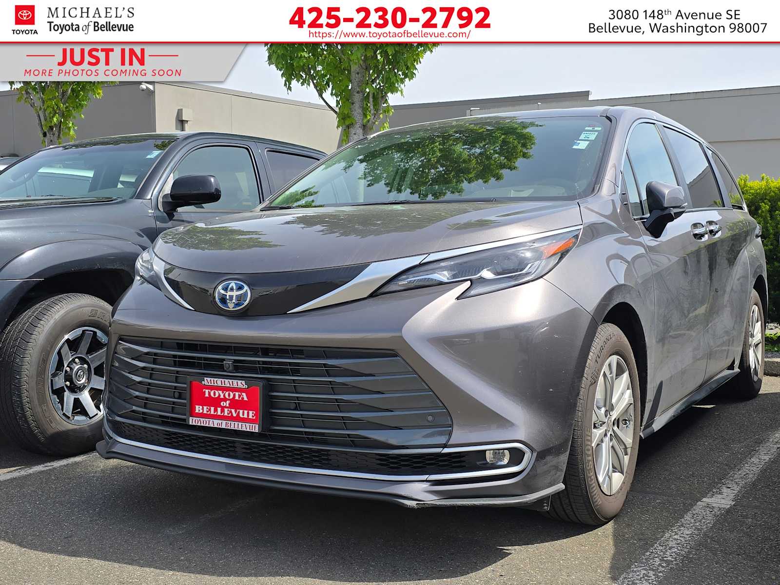 Thumbnail: 2024 Toyota Sienna - 1