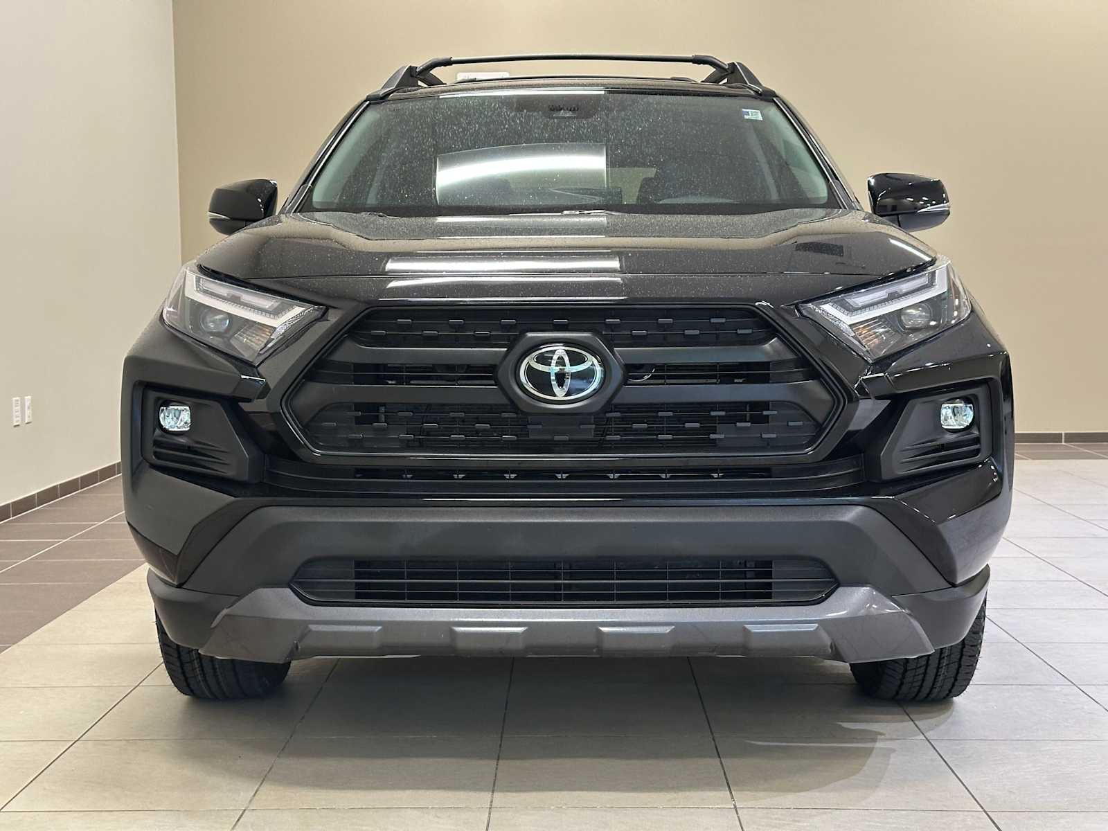 Thumbnail: 2023 Toyota RAV4 - 6