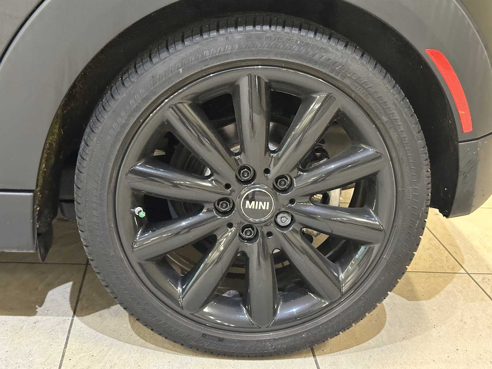 Thumbnail: 2014 MINI Cooper Hardtop - 8