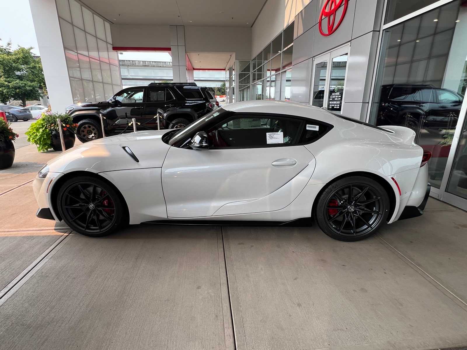 Thumbnail: 2026 Toyota GR Supra - 3