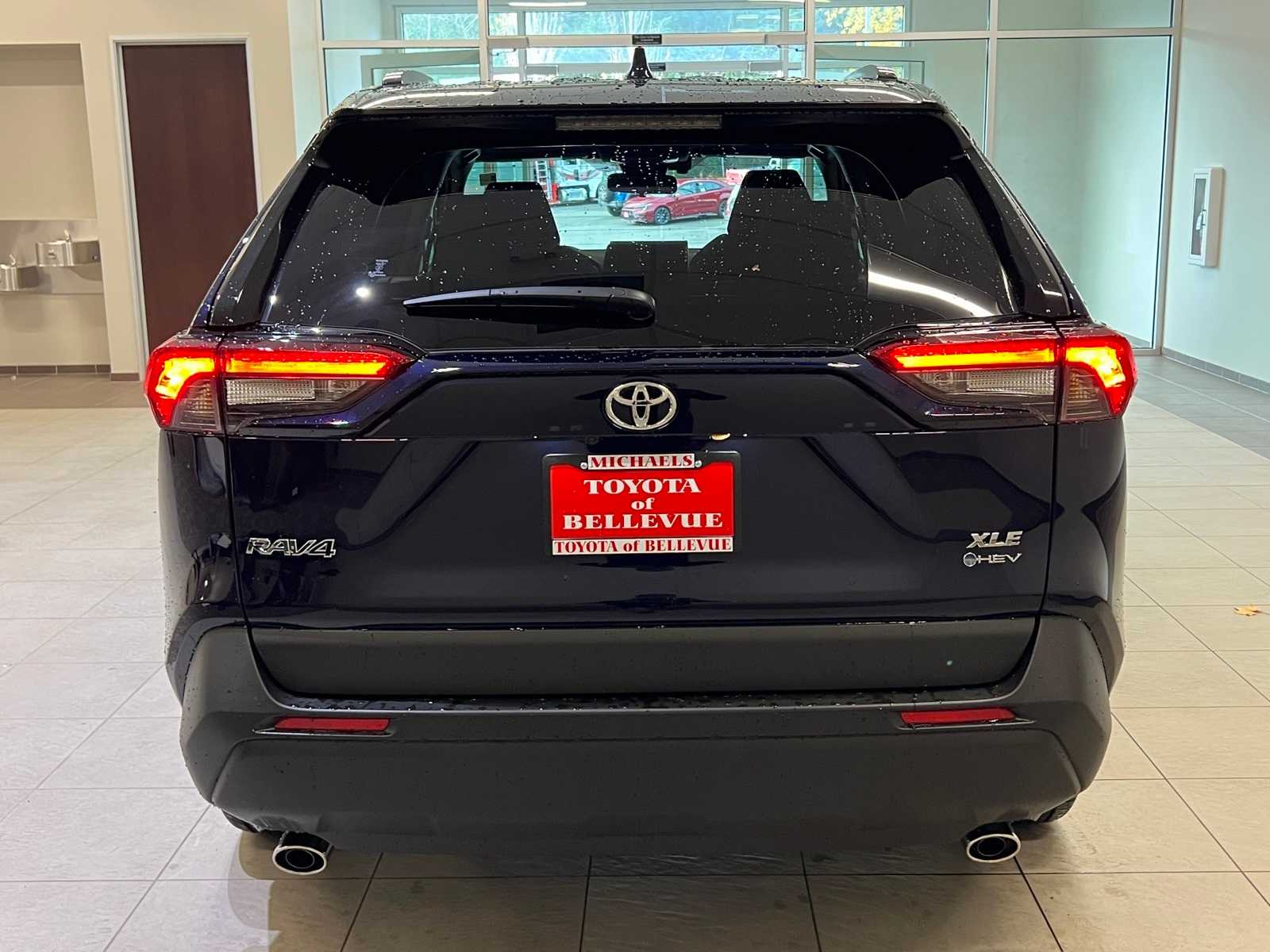 Thumbnail: 2025 Toyota RAV4 - 5