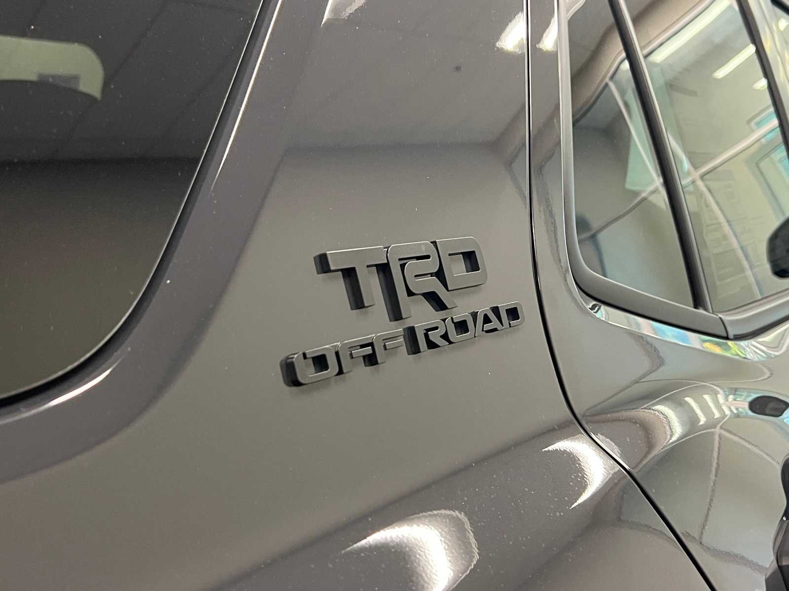 Thumbnail: 2025 Toyota 4Runner - 6