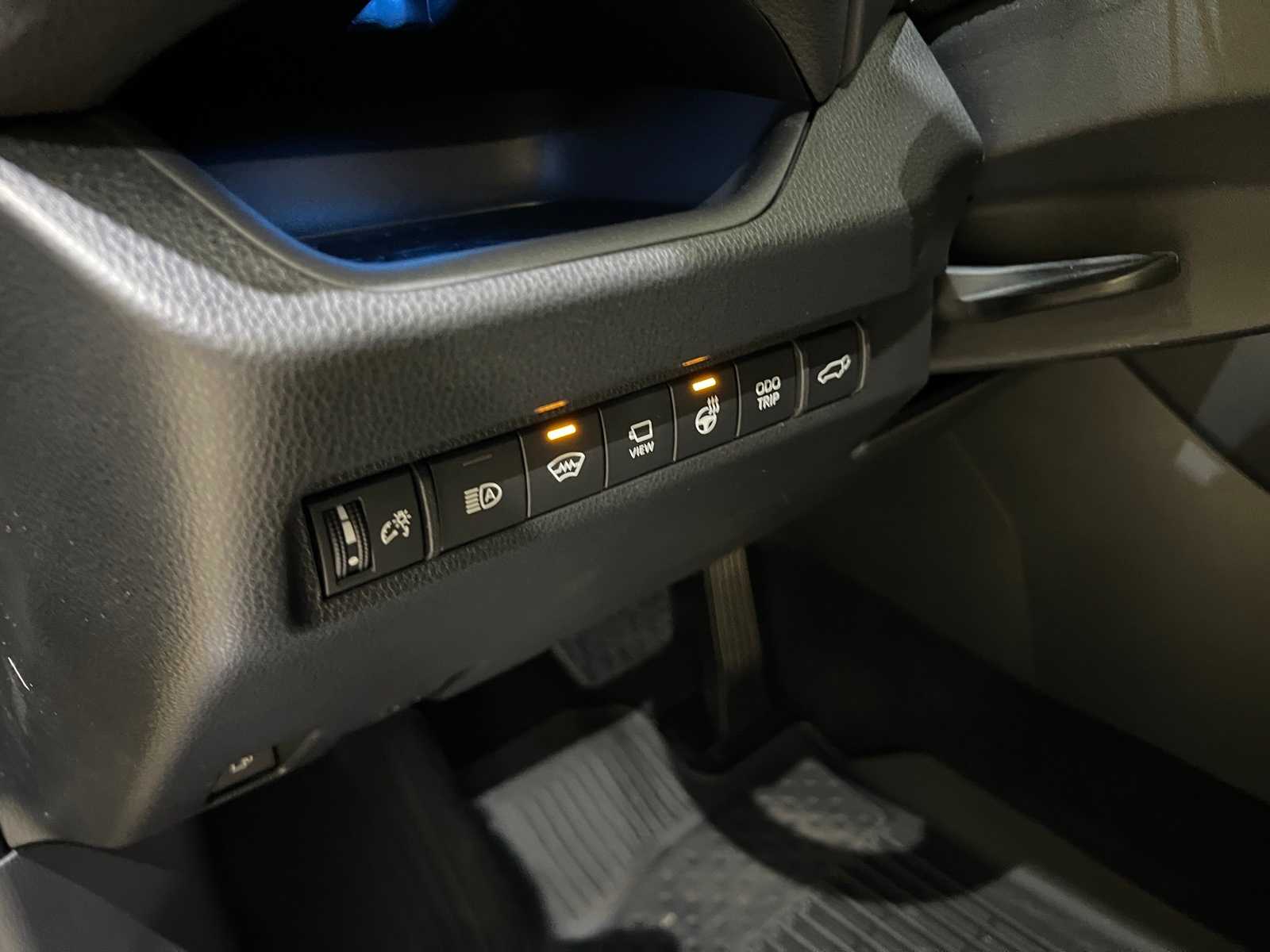 Thumbnail: 2025 Toyota RAV4 - 16