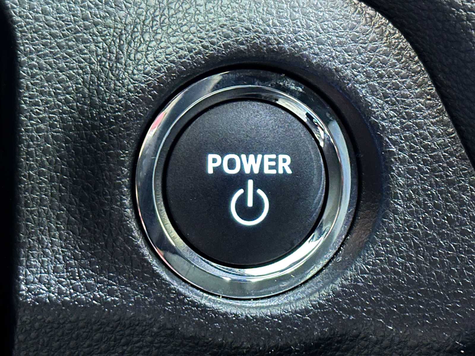 Thumbnail: 2025 Toyota RAV4 - 19