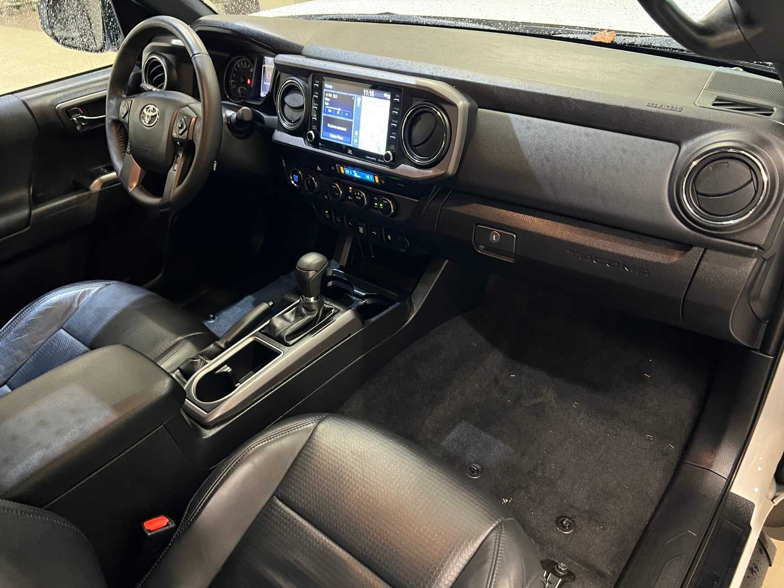 Thumbnail: 2020 Toyota Tacoma - 15