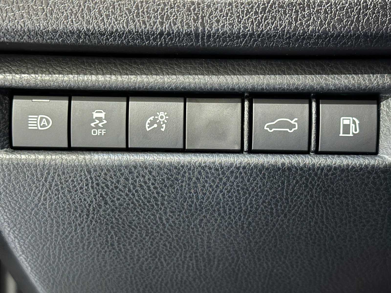 Thumbnail: 2026 Toyota Camry - 19