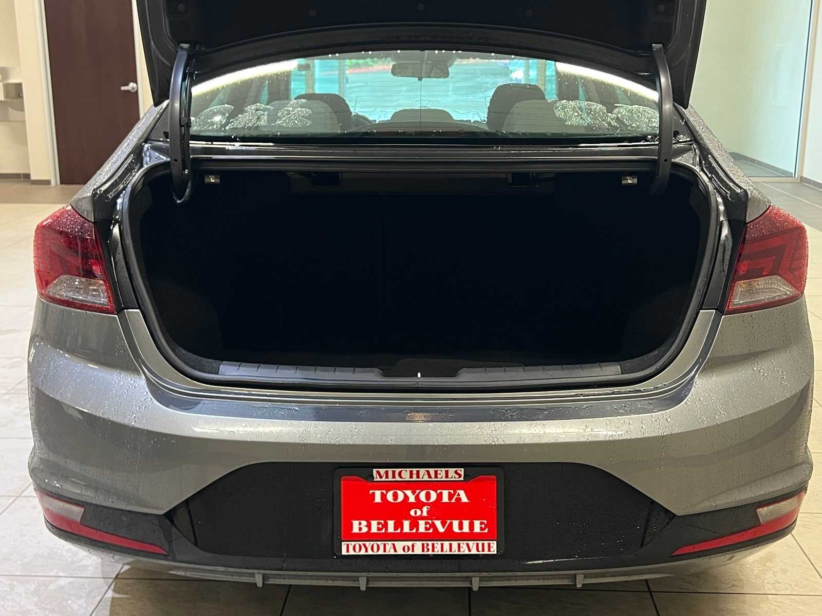 Thumbnail: 2019 Hyundai Elantra - 27