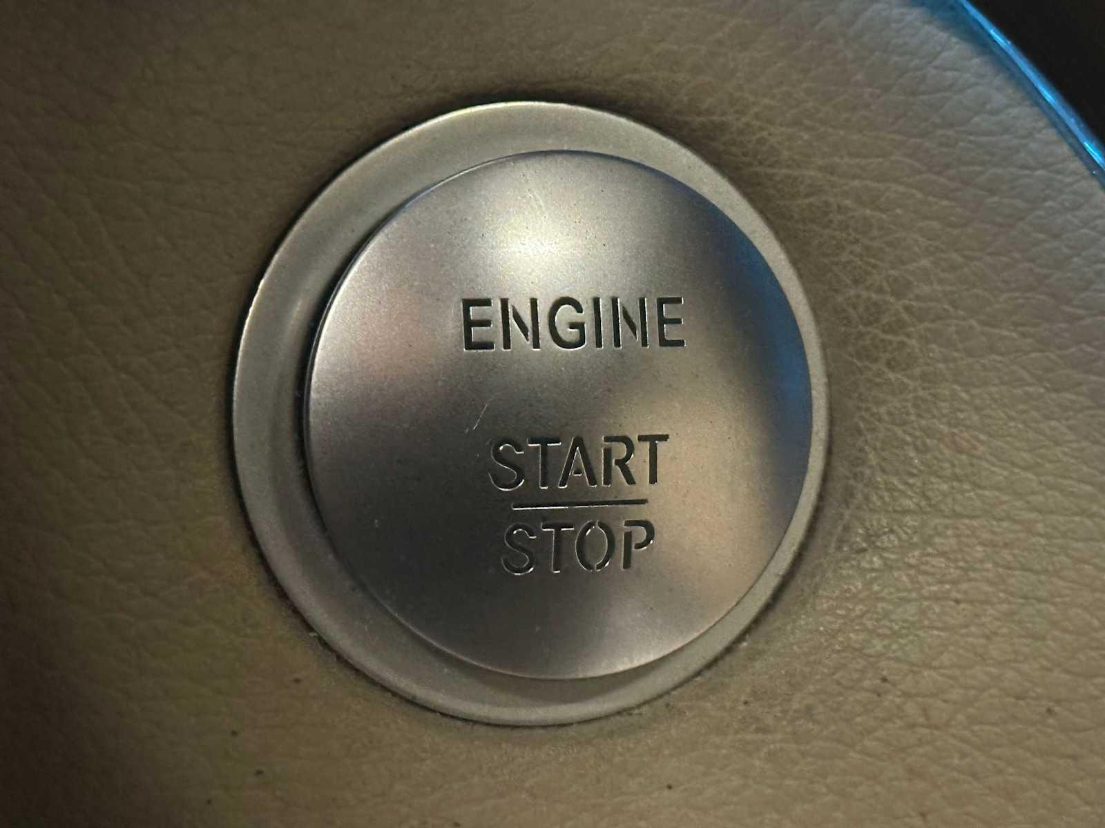 Thumbnail: 2015 Mercedes-Benz M-Class - 20