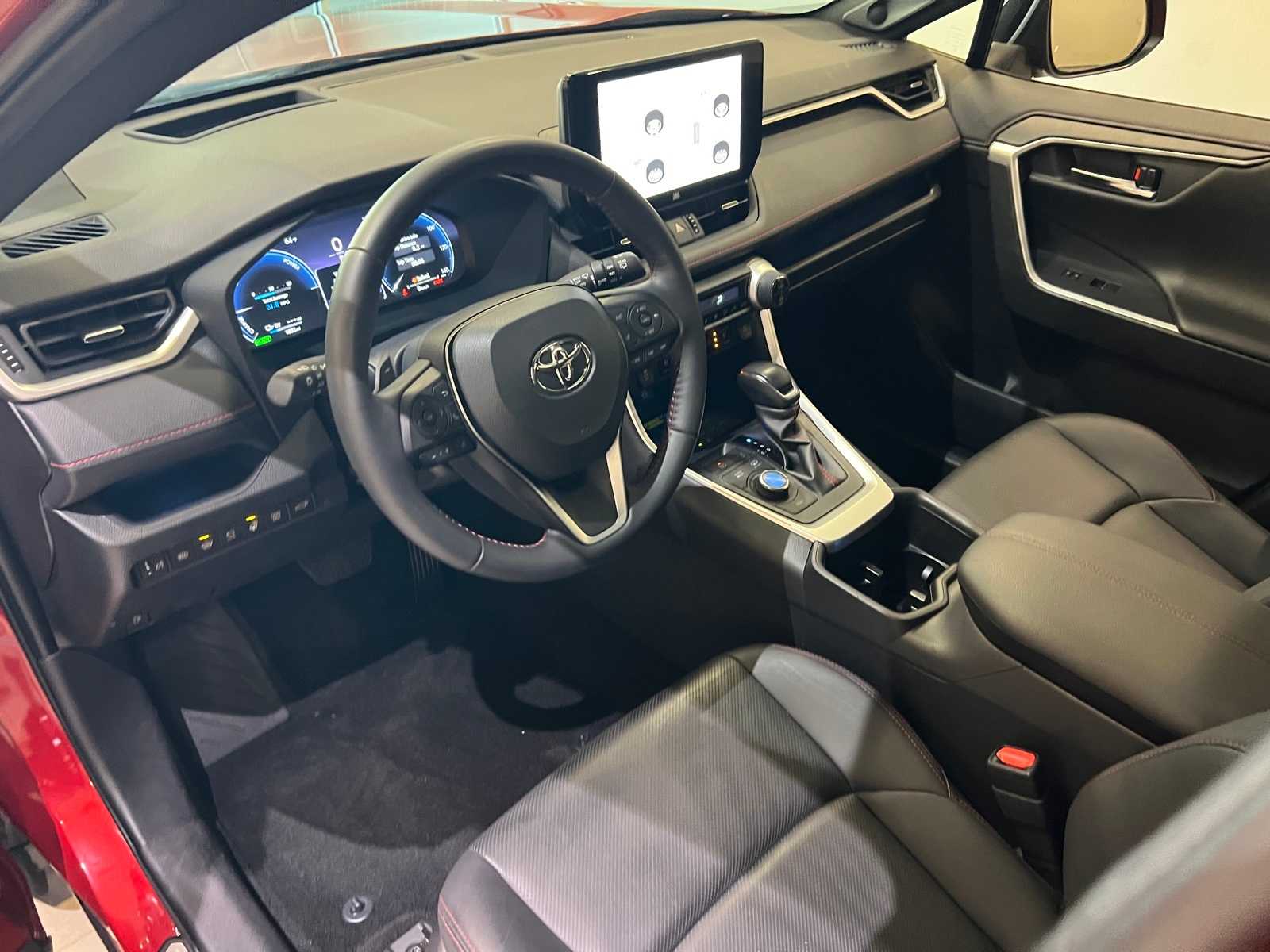 Thumbnail: 2024 Toyota RAV4 - 2