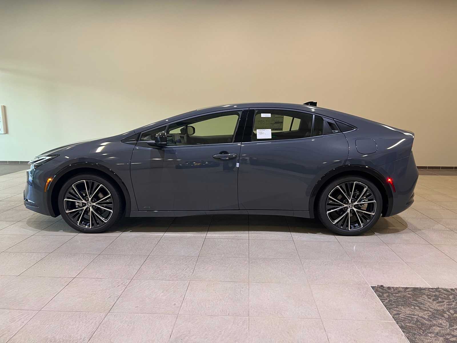 Thumbnail: 2026 Toyota Prius - 3