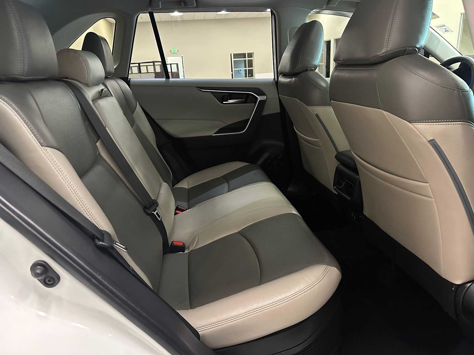 Thumbnail: 2019 Toyota RAV4 - 26