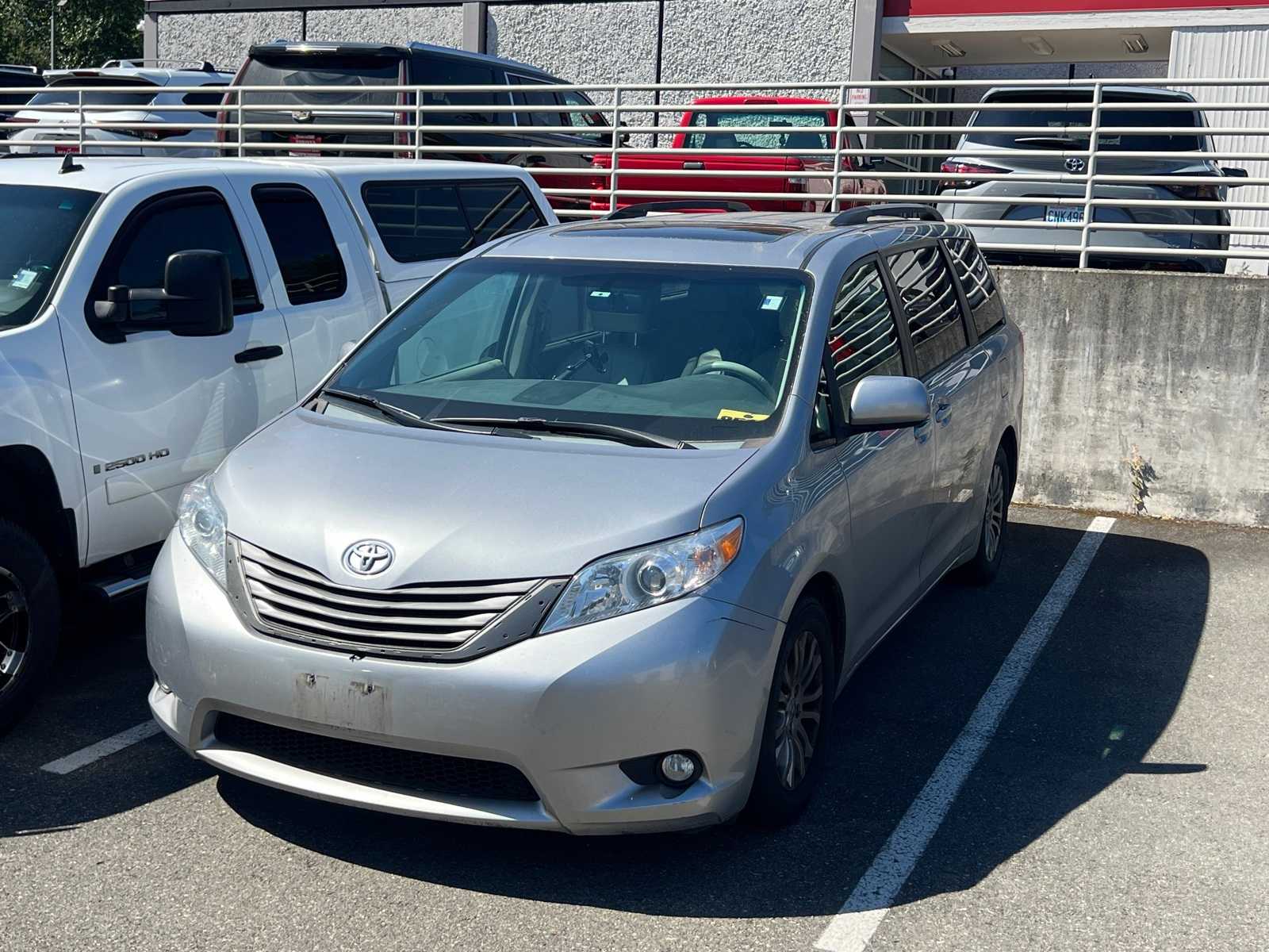 Thumbnail: 2012 Toyota Sienna - 1