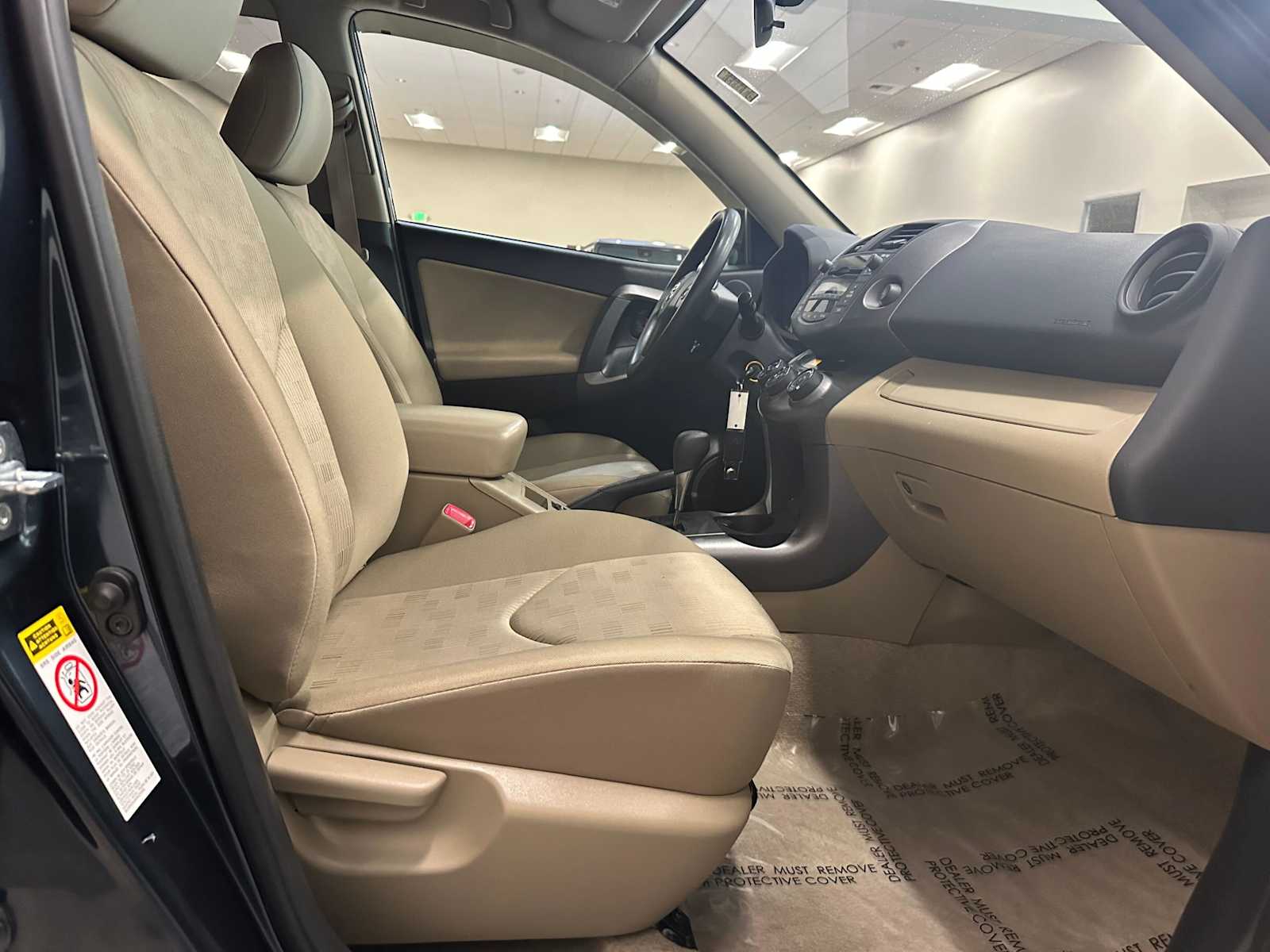 Thumbnail: 2009 Toyota RAV4 - 25