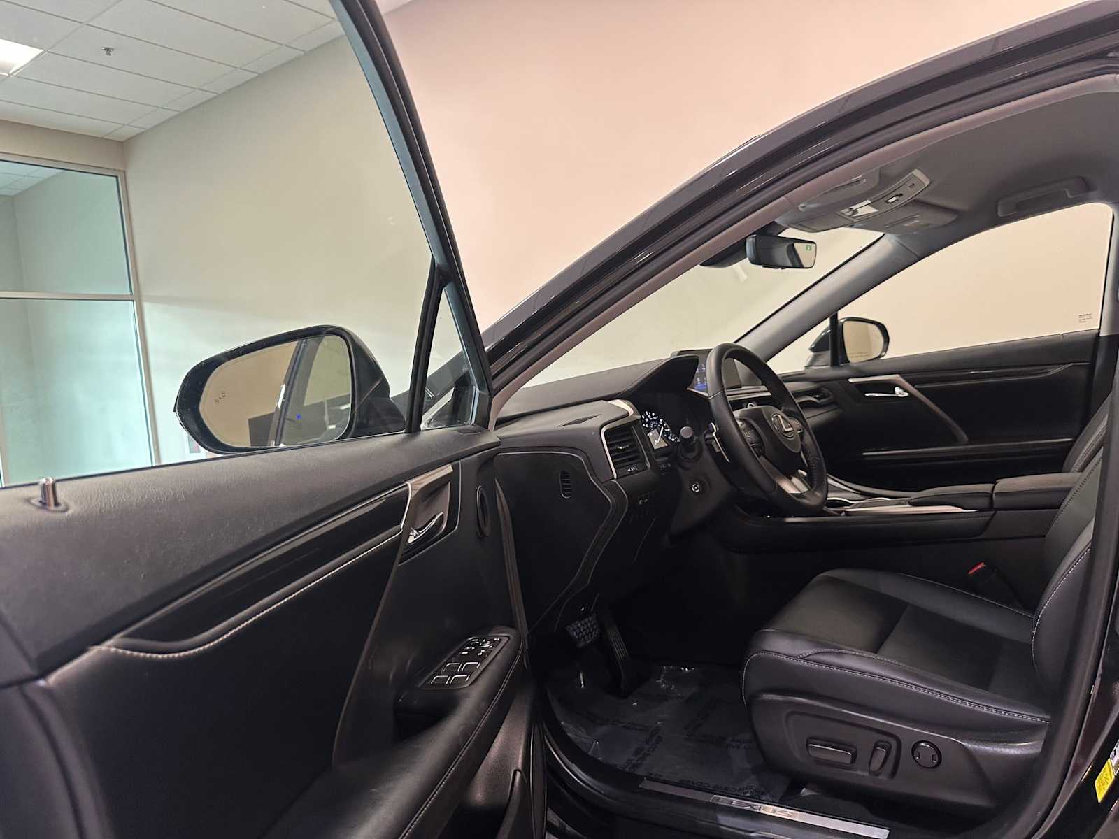 Thumbnail: 2021 Lexus RX - 24