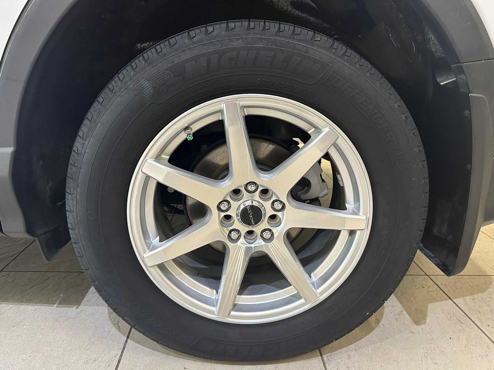 Thumbnail: 2016 Toyota RAV4 - 8