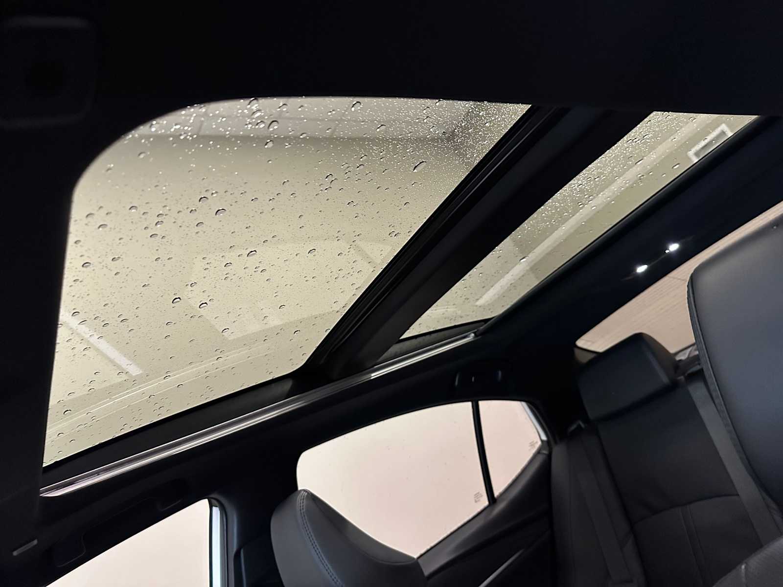 Thumbnail: 2025 Toyota Camry - 21