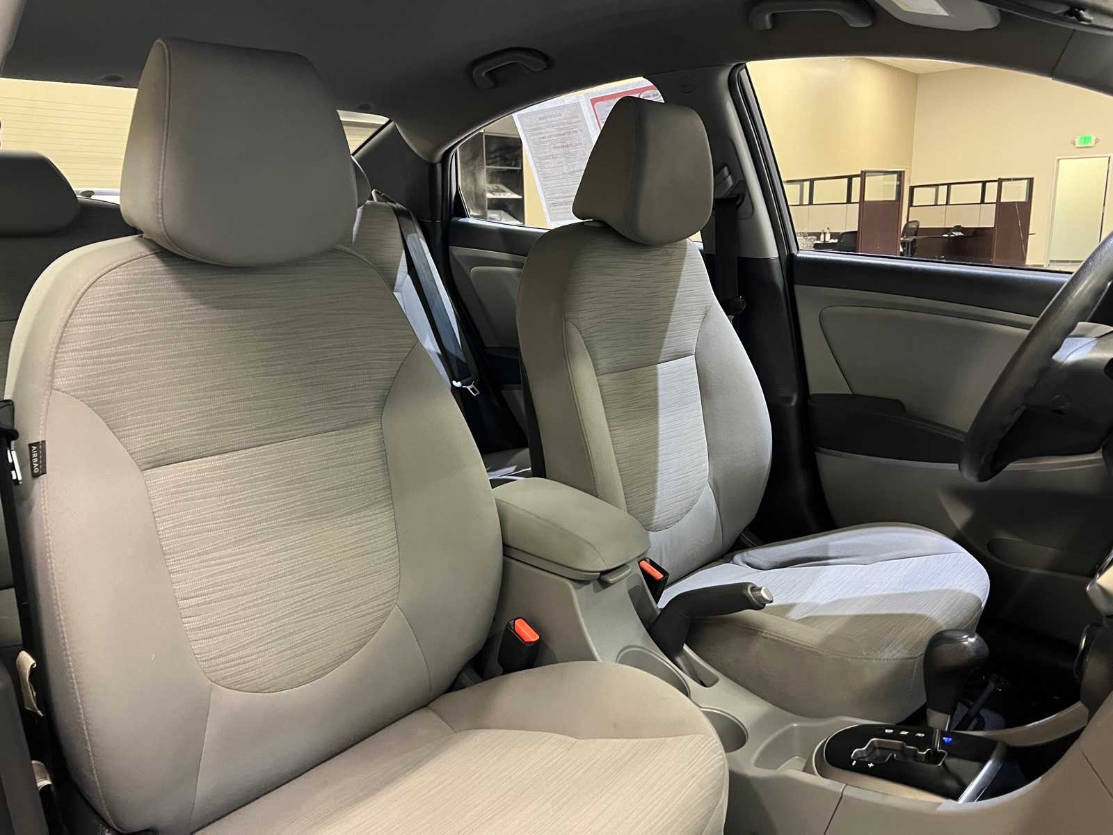 Thumbnail: 2017 Hyundai Accent - 14