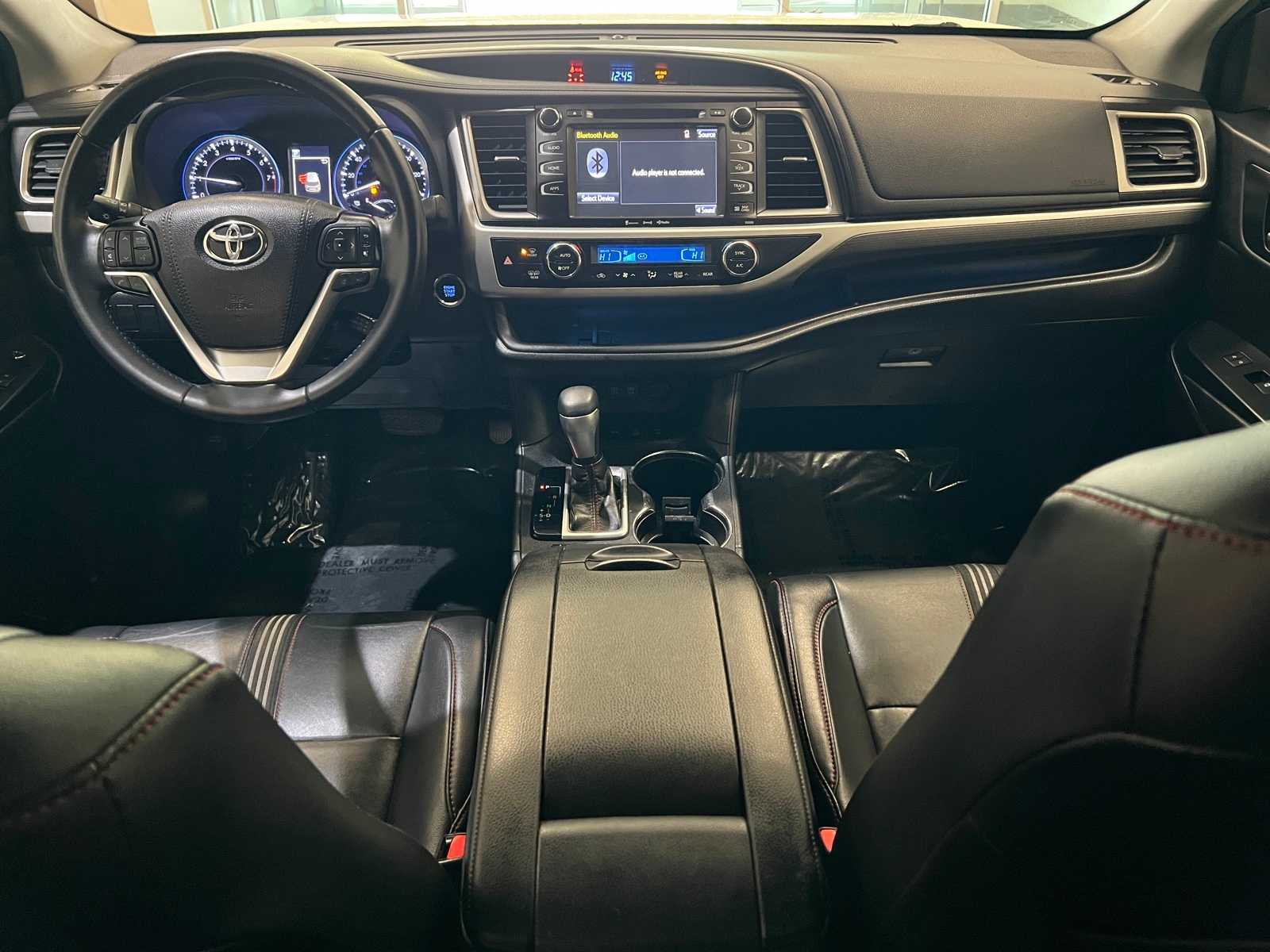 Thumbnail: 2019 Toyota Highlander - 10