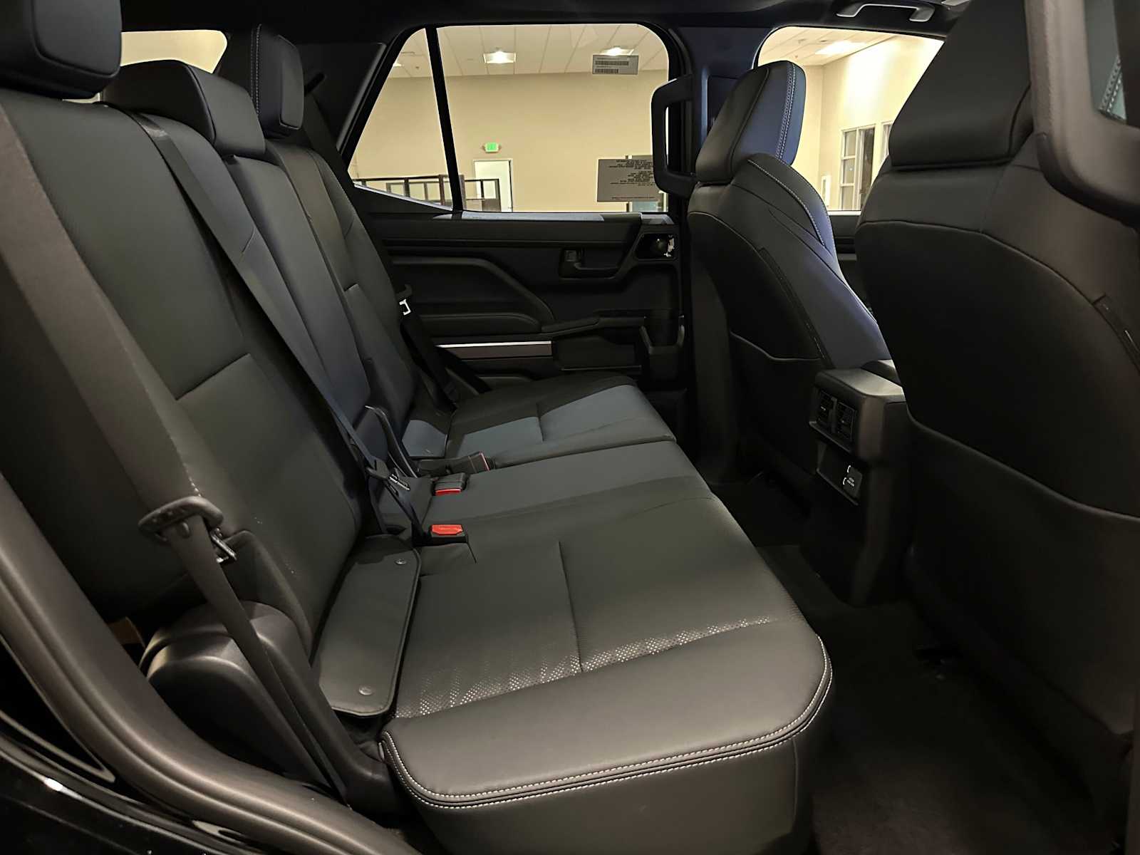 Thumbnail: 2026 Toyota 4Runner - 25