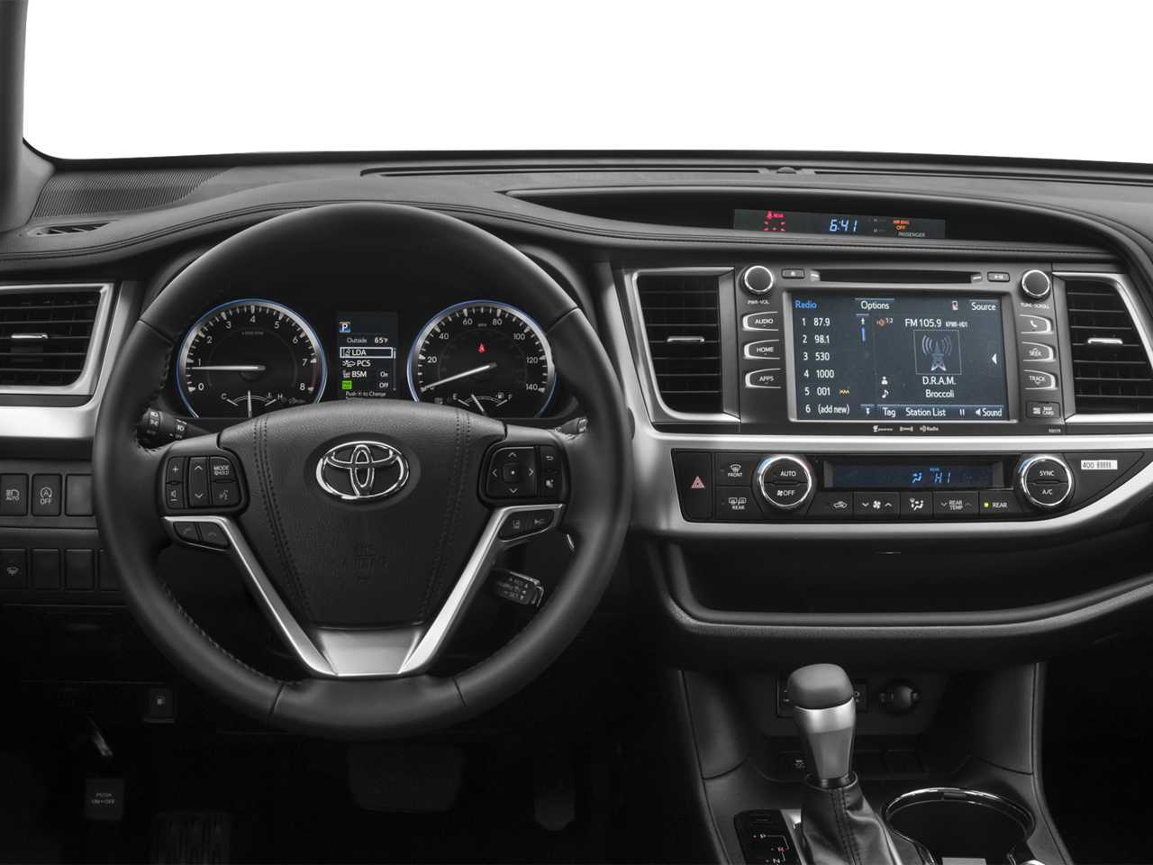 Thumbnail: 2017 Toyota Highlander - 4