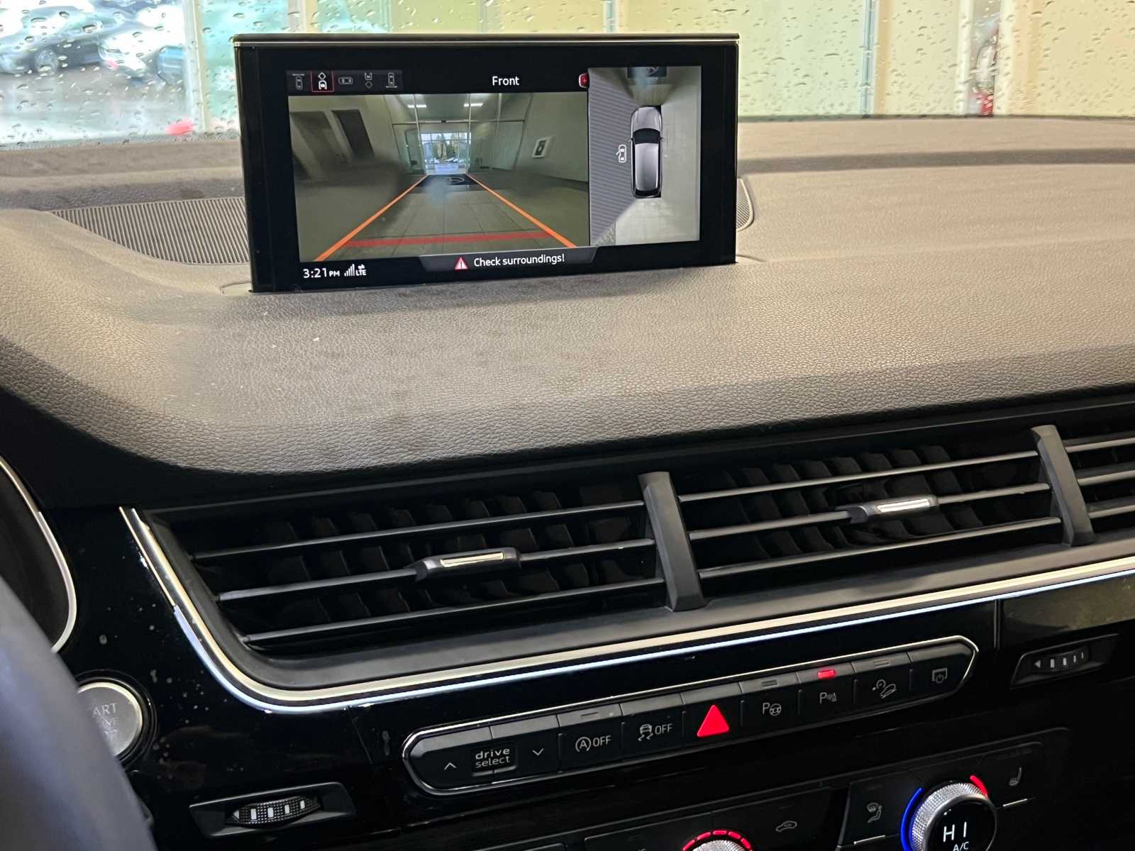 Thumbnail: 2019 Audi Q7 - 24