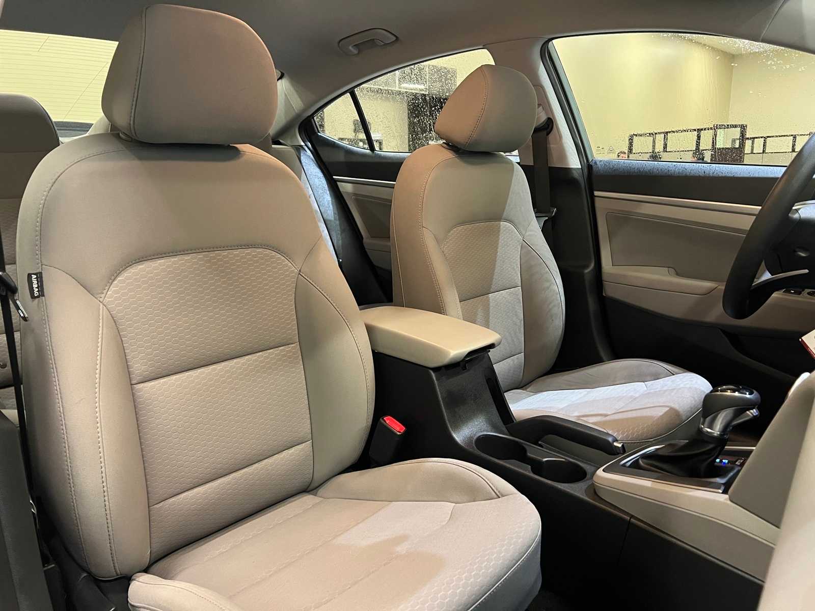 Thumbnail: 2019 Hyundai Elantra - 13