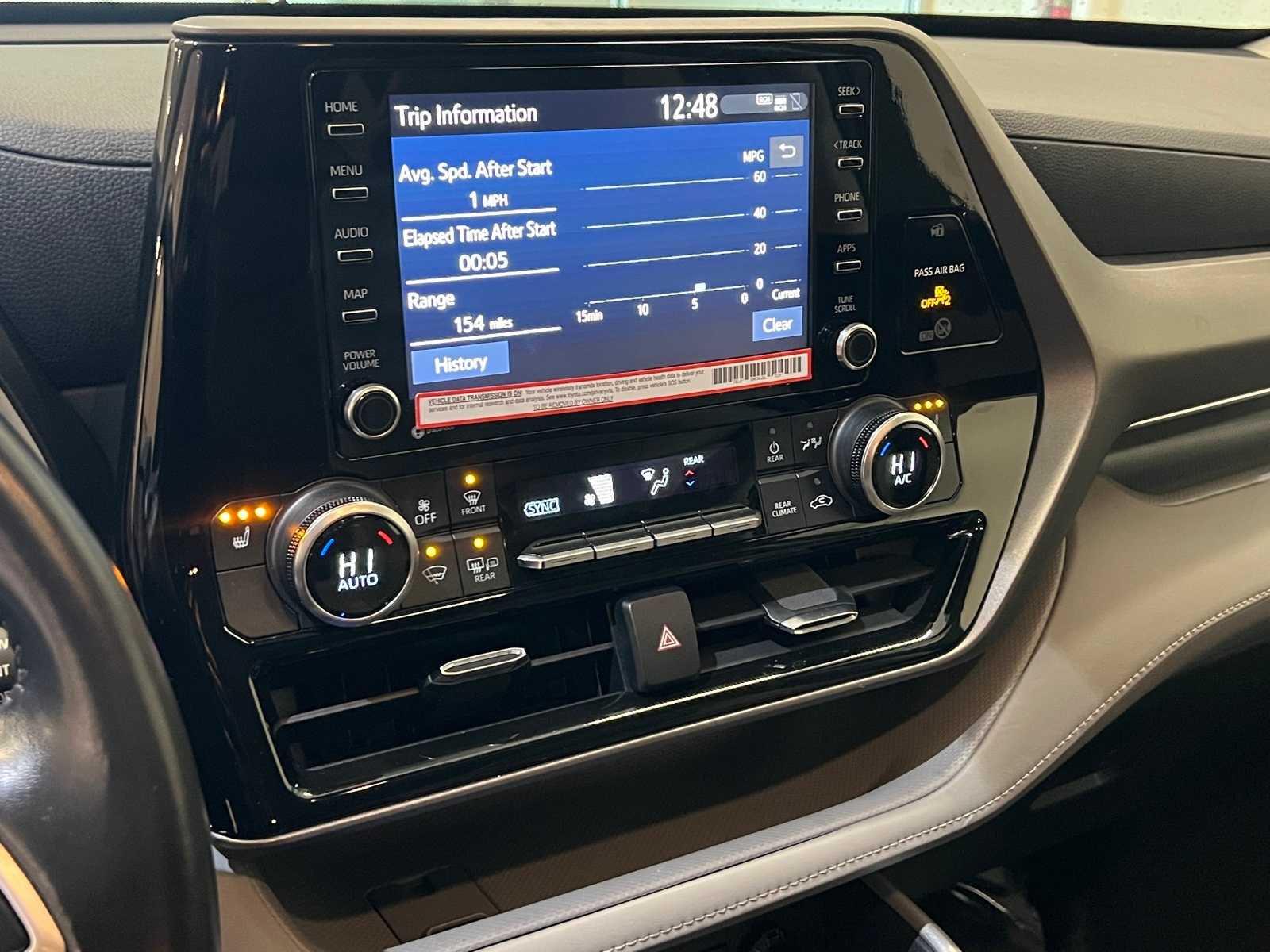 Thumbnail: 2022 Toyota Highlander - 25