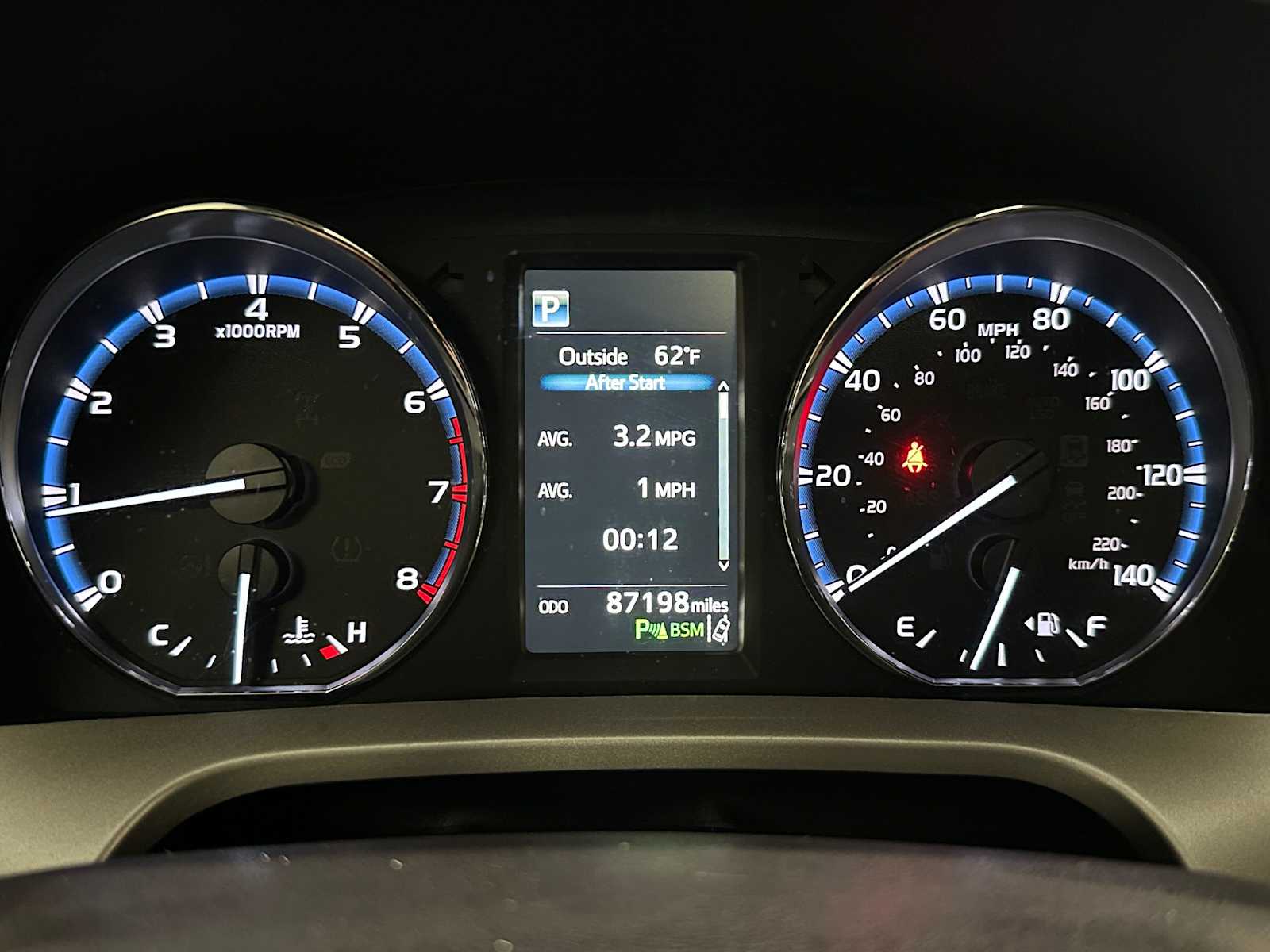 Thumbnail: 2016 Toyota RAV4 - 11