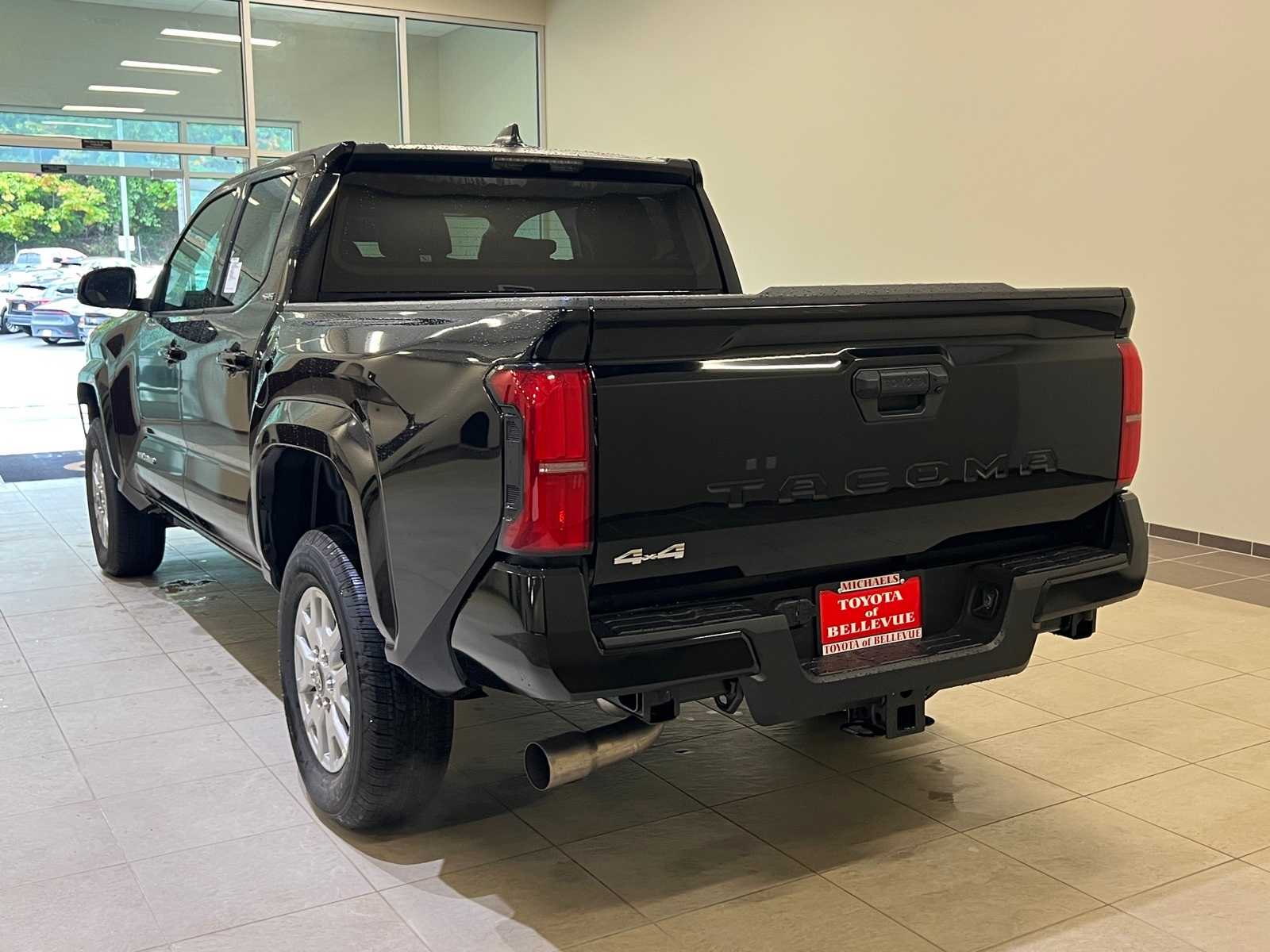 Thumbnail: 2025 Toyota Tacoma - 4