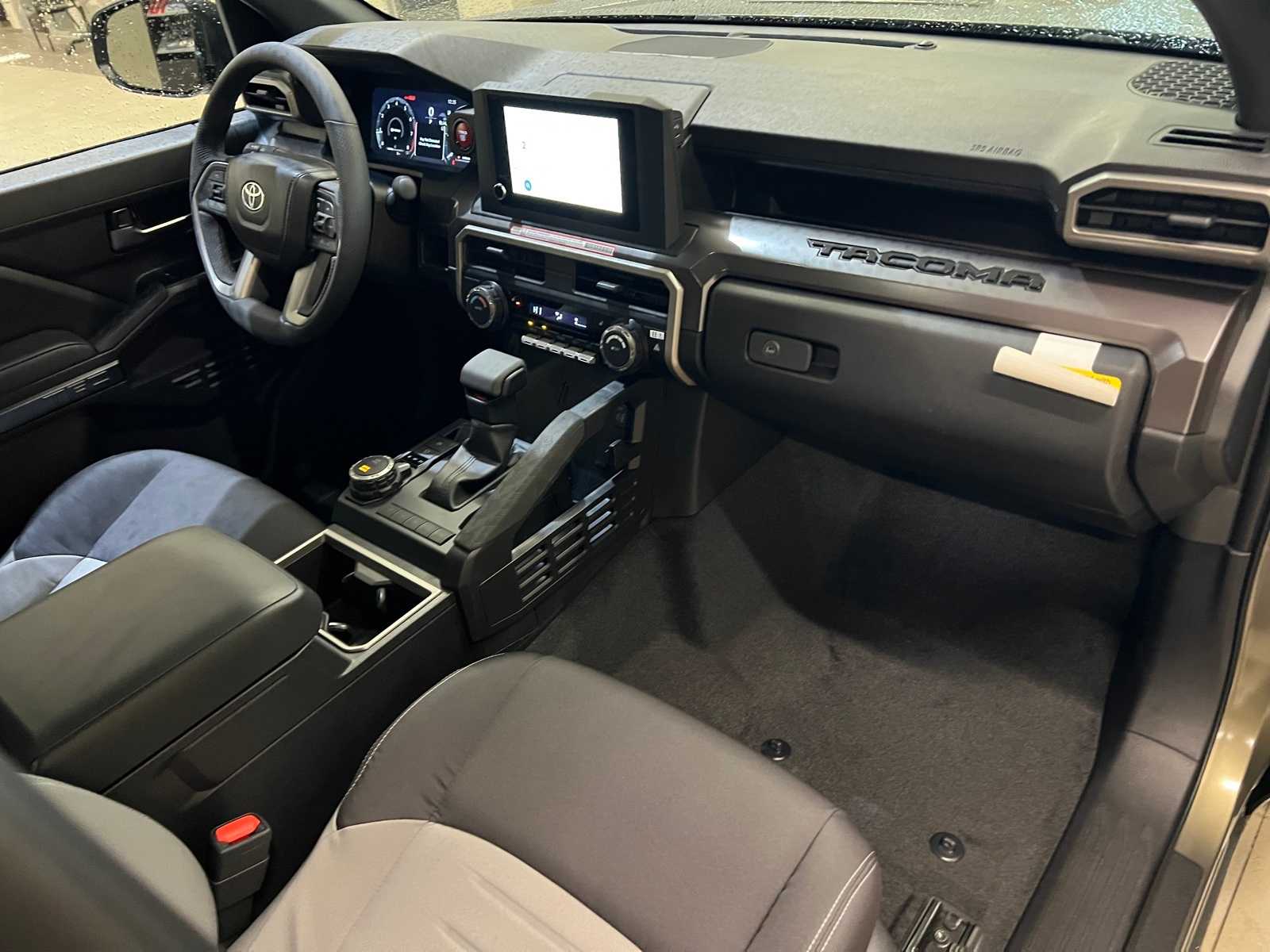 Thumbnail: 2025 Toyota Tacoma - 14