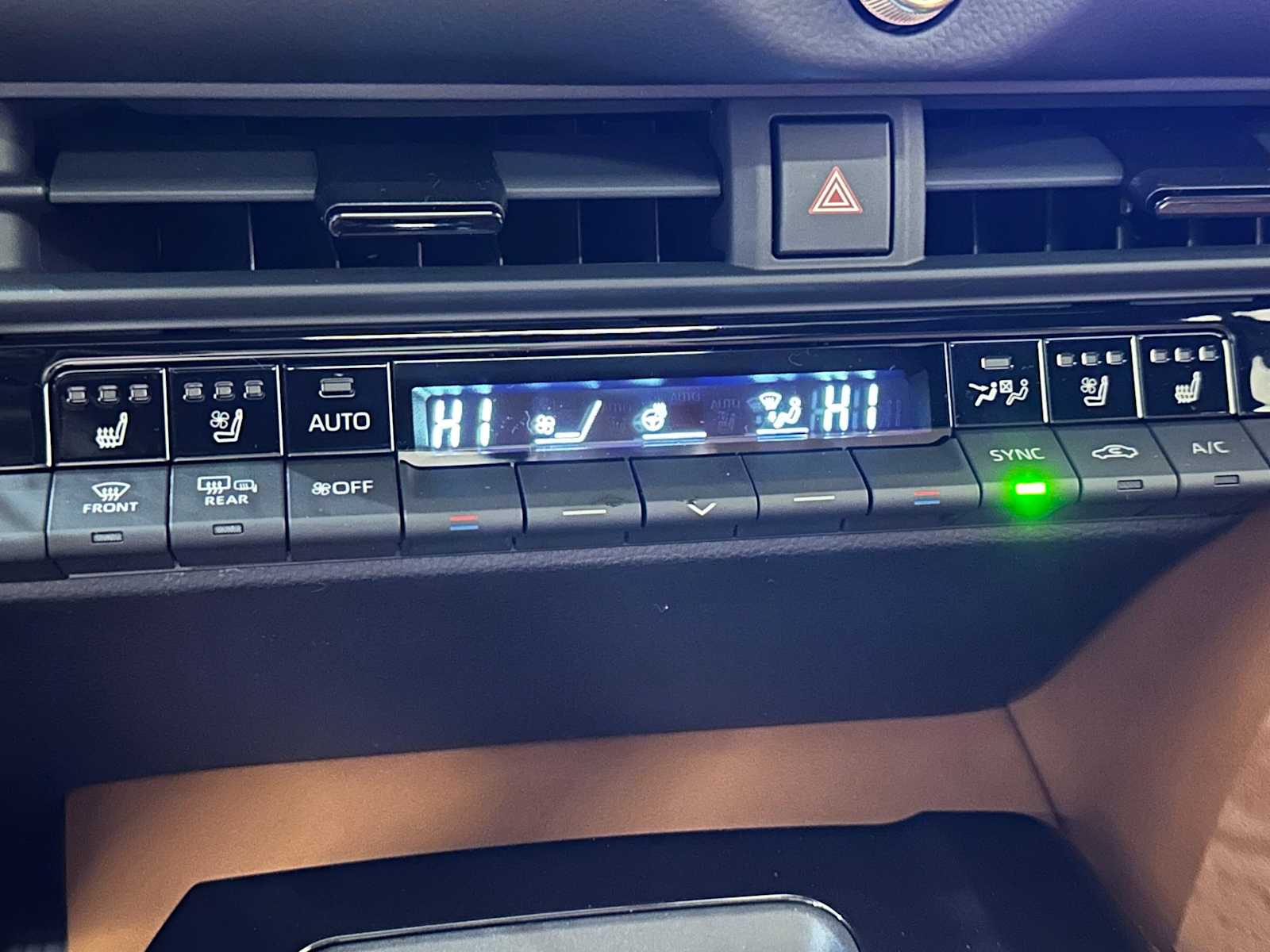 Thumbnail: 2026 Toyota Crown Signia - 15