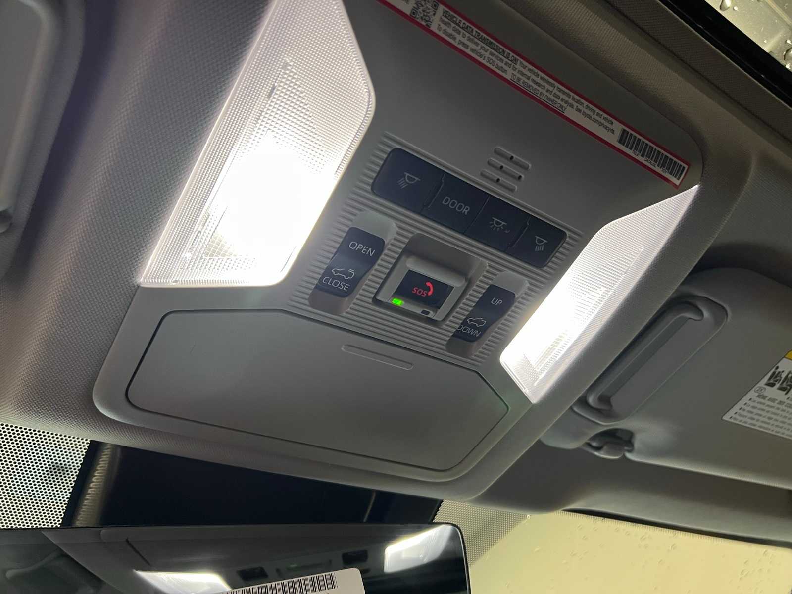 Thumbnail: 2025 Toyota RAV4 - 29