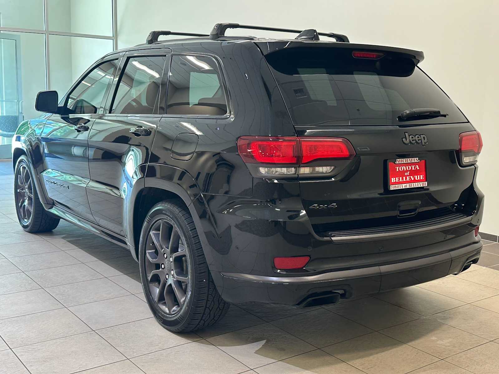 Thumbnail: 2020 Jeep Grand Cherokee - 4