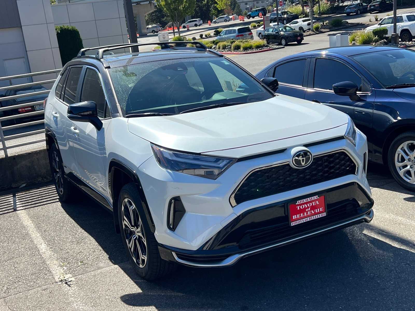 Thumbnail: 2025 Toyota RAV4 - 3