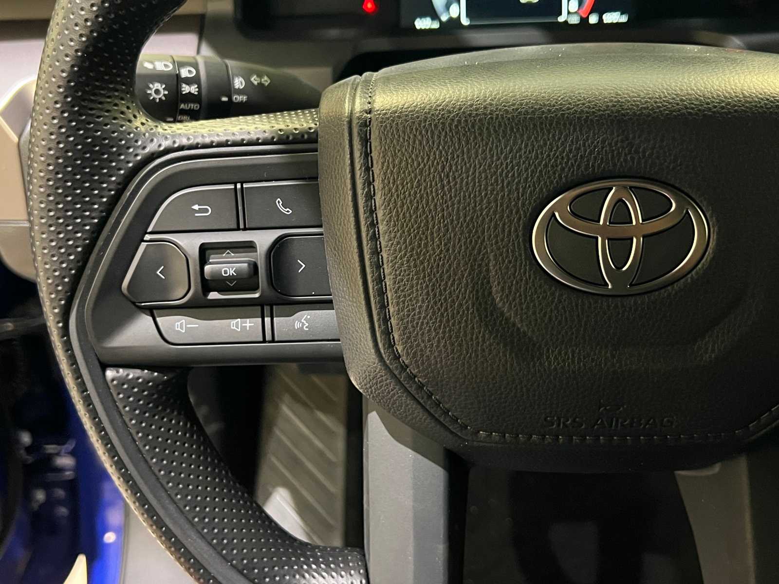 Thumbnail: 2025 Toyota Tacoma - 21