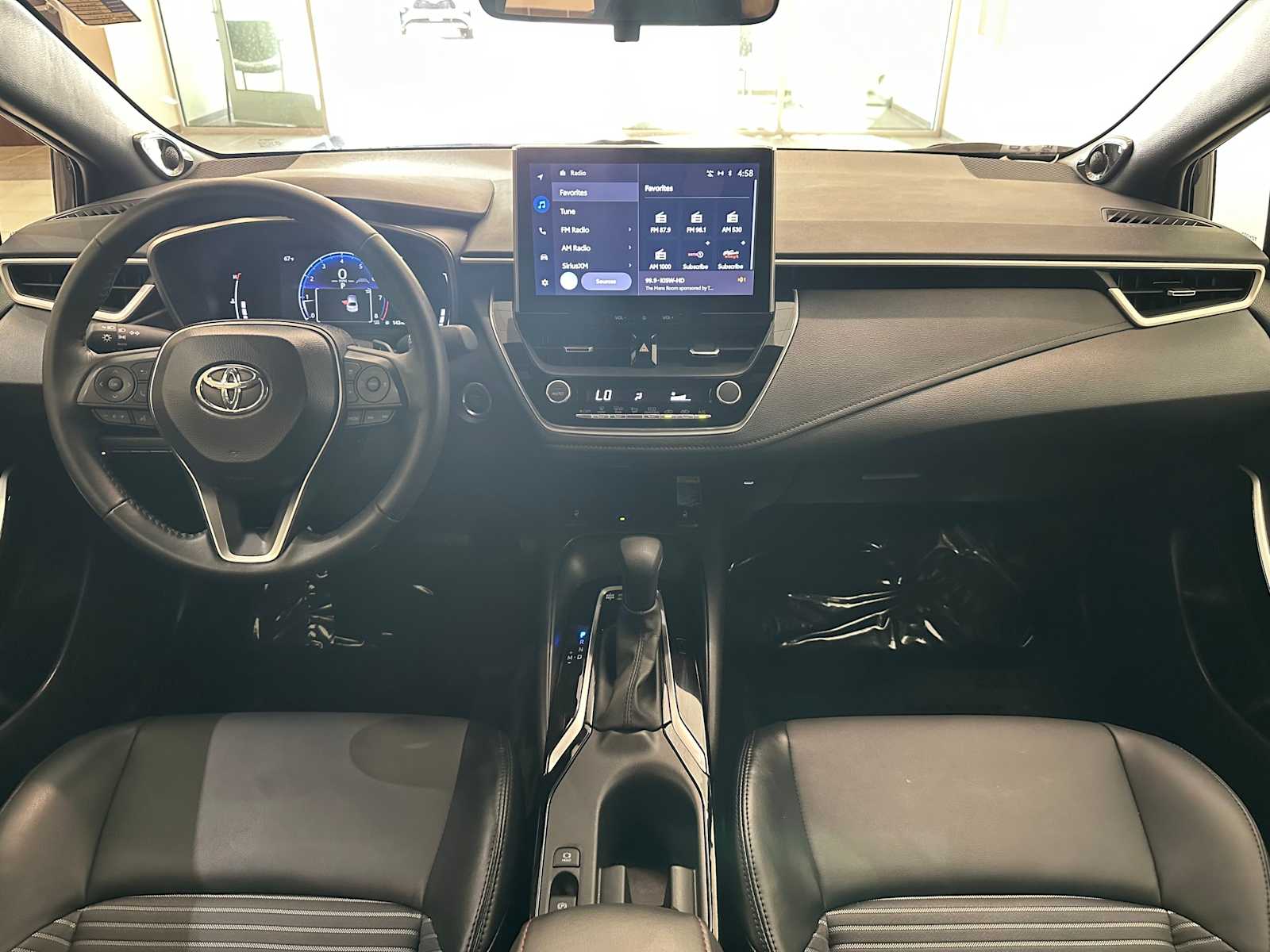 Thumbnail: 2025 Toyota Corolla - 11