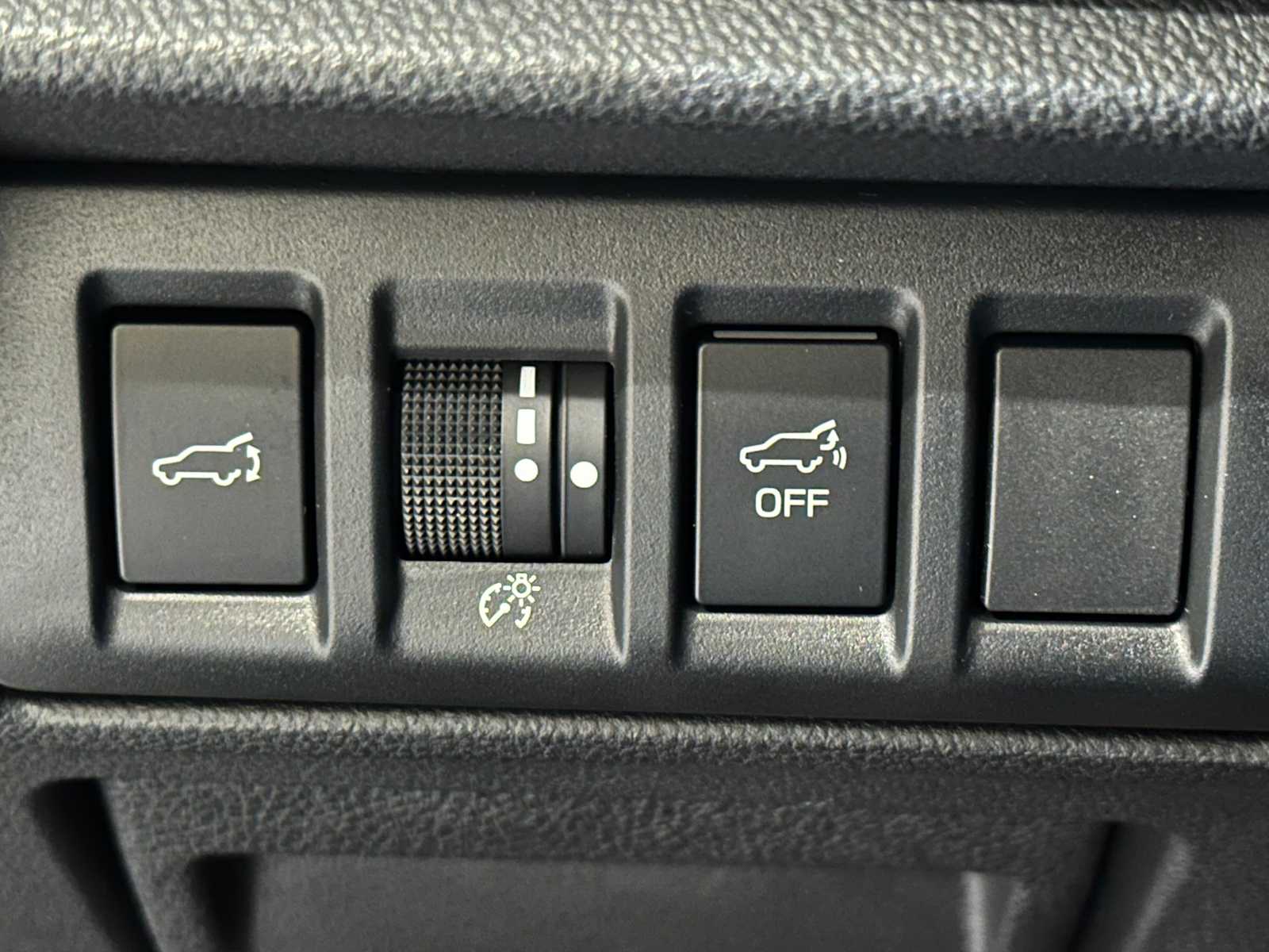 Thumbnail: 2023 Subaru Outback - 17