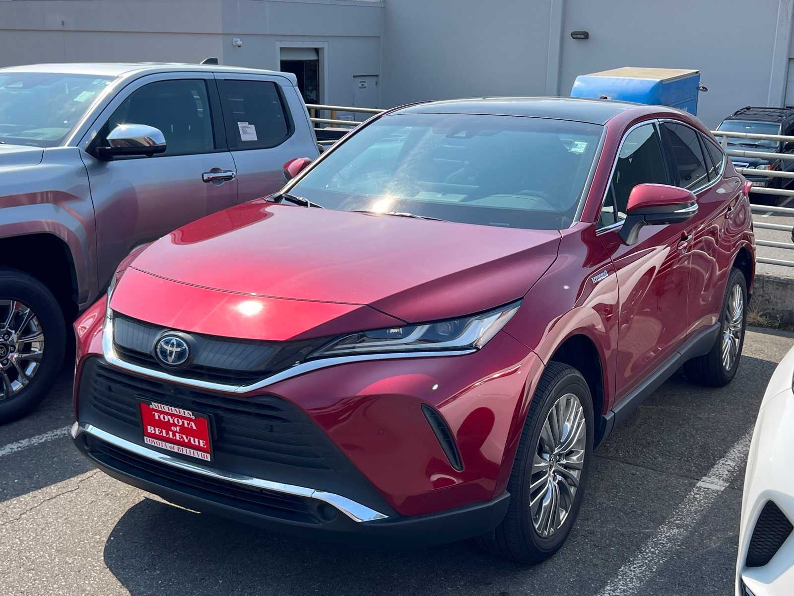 Thumbnail: 2021 Toyota Venza - 1