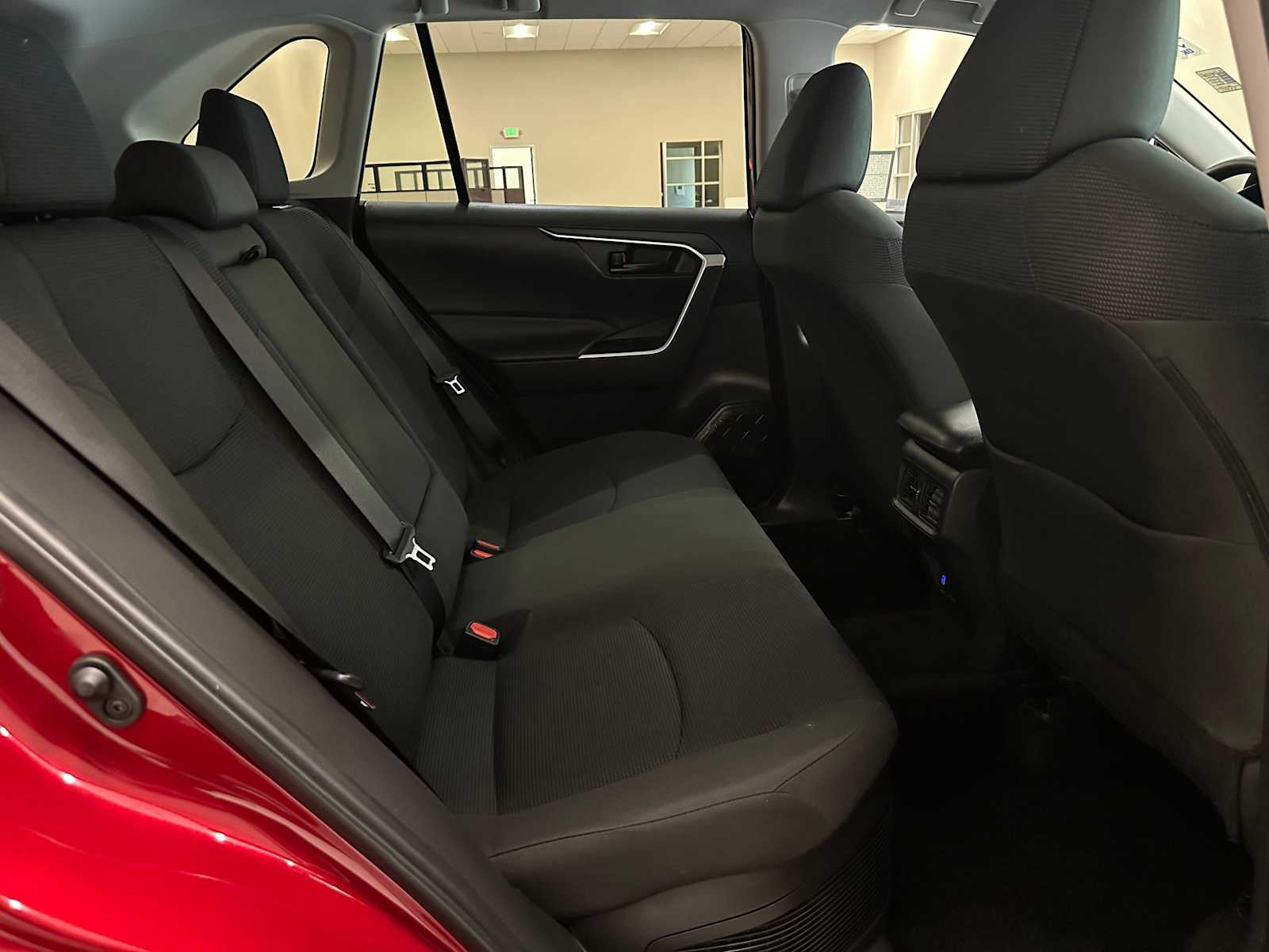 Thumbnail: 2025 Toyota RAV4 - 24