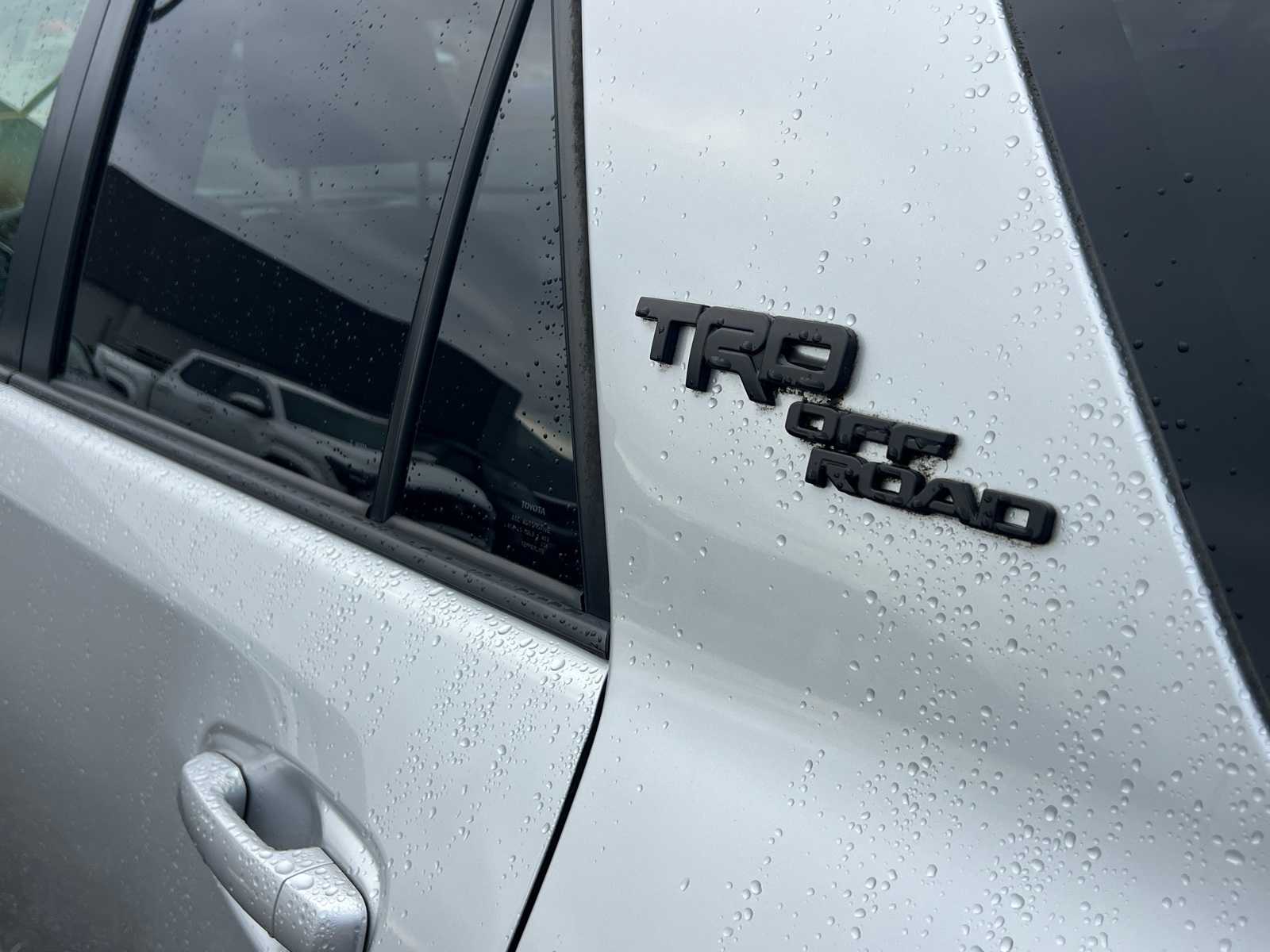 Thumbnail: 2019 Toyota 4Runner - 6