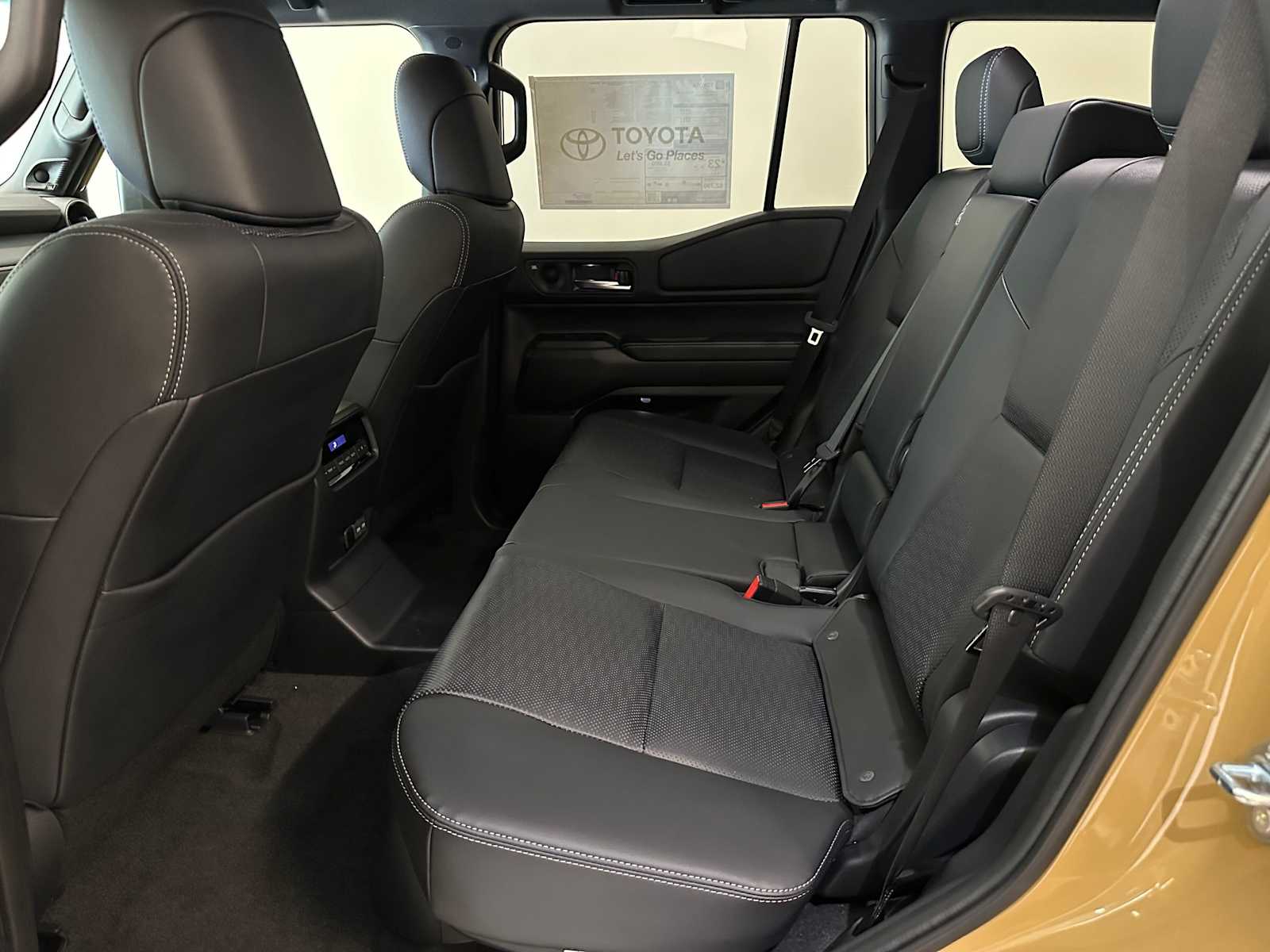 Thumbnail: 2026 Toyota Land Cruiser - 24