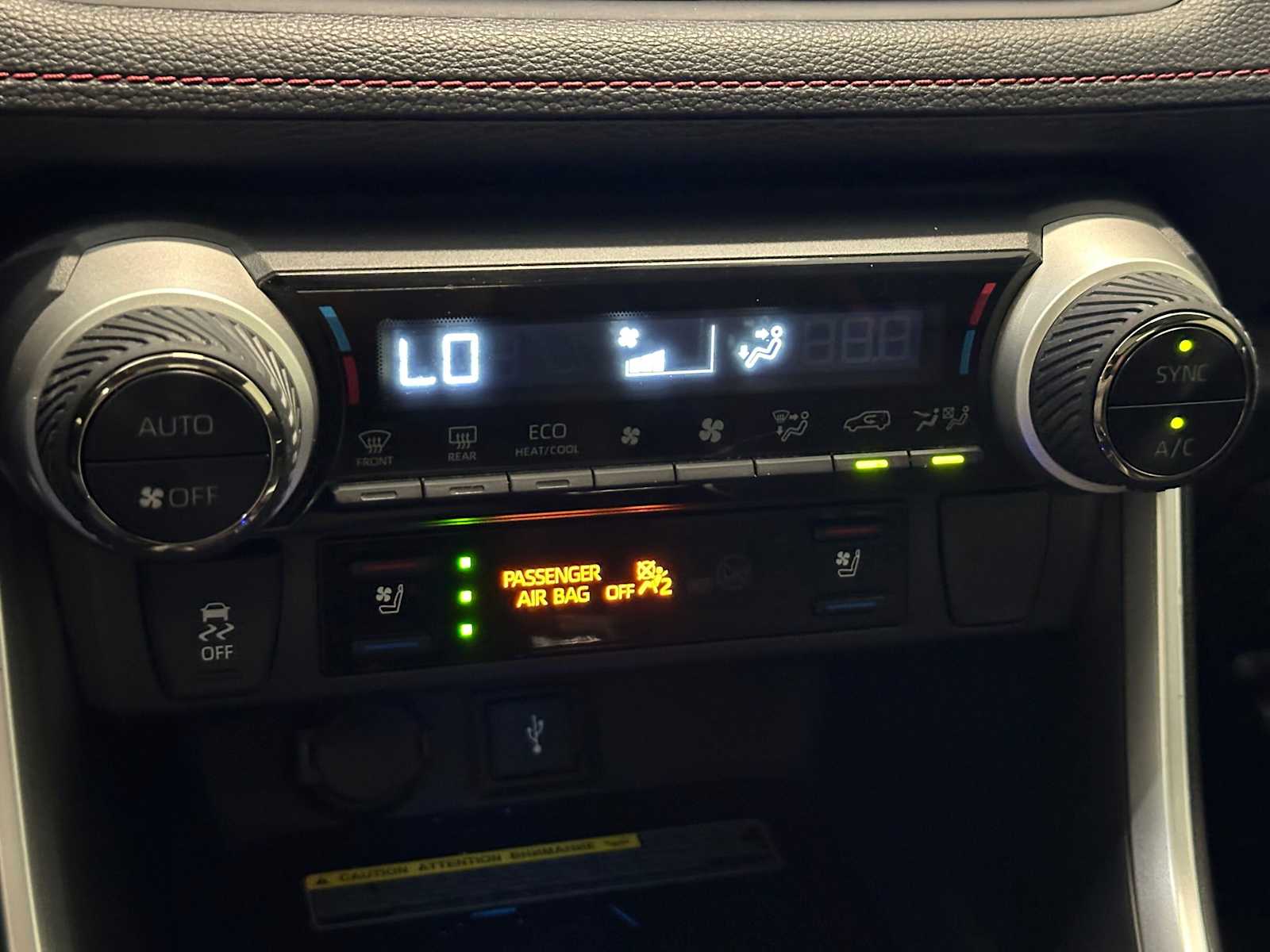 Thumbnail: 2021 Toyota RAV4 - 15