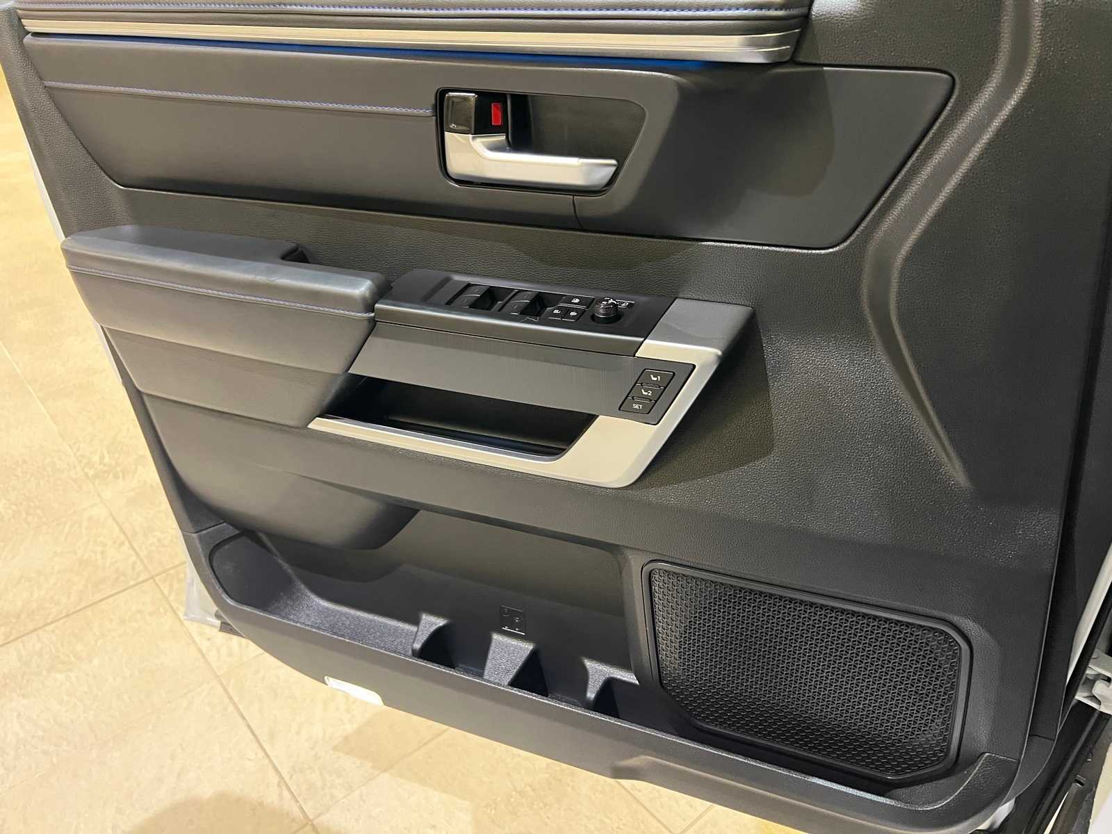 Thumbnail: 2024 Toyota Tundra - 18