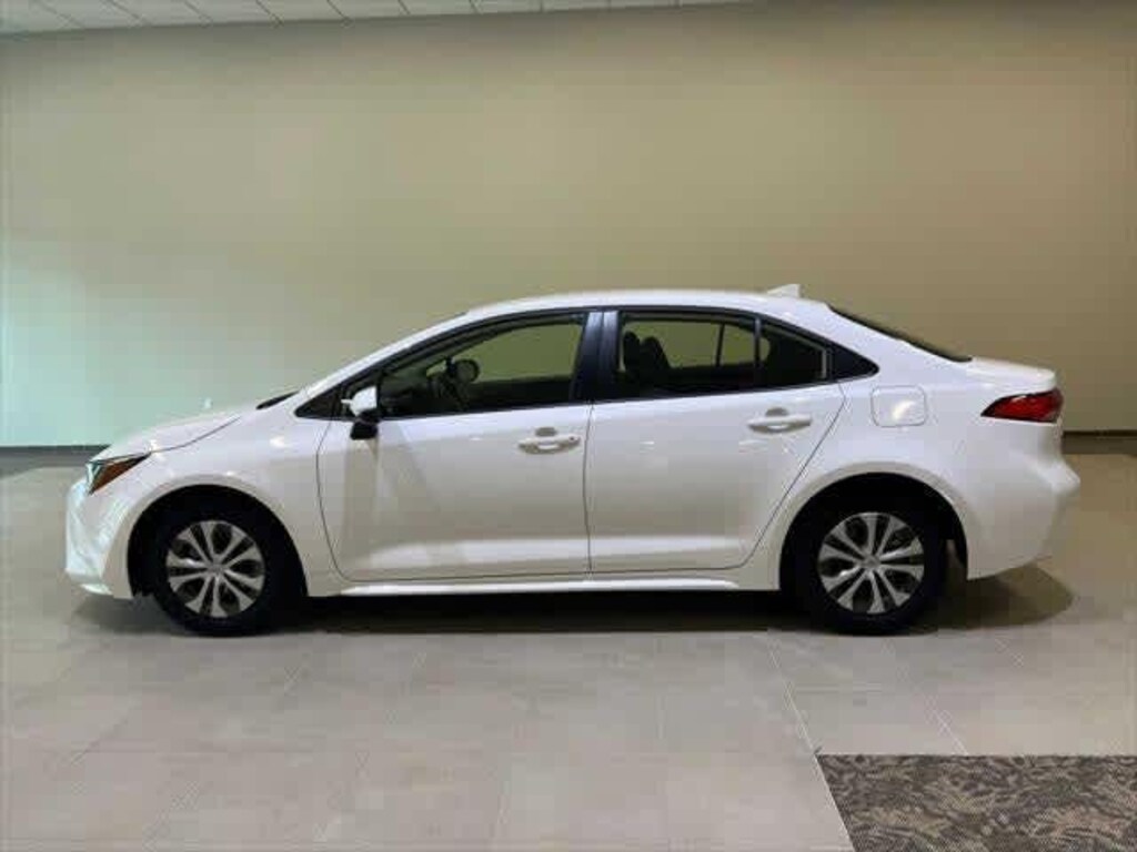 Certified 2022 Toyota Corolla Hybrid LE Sedan