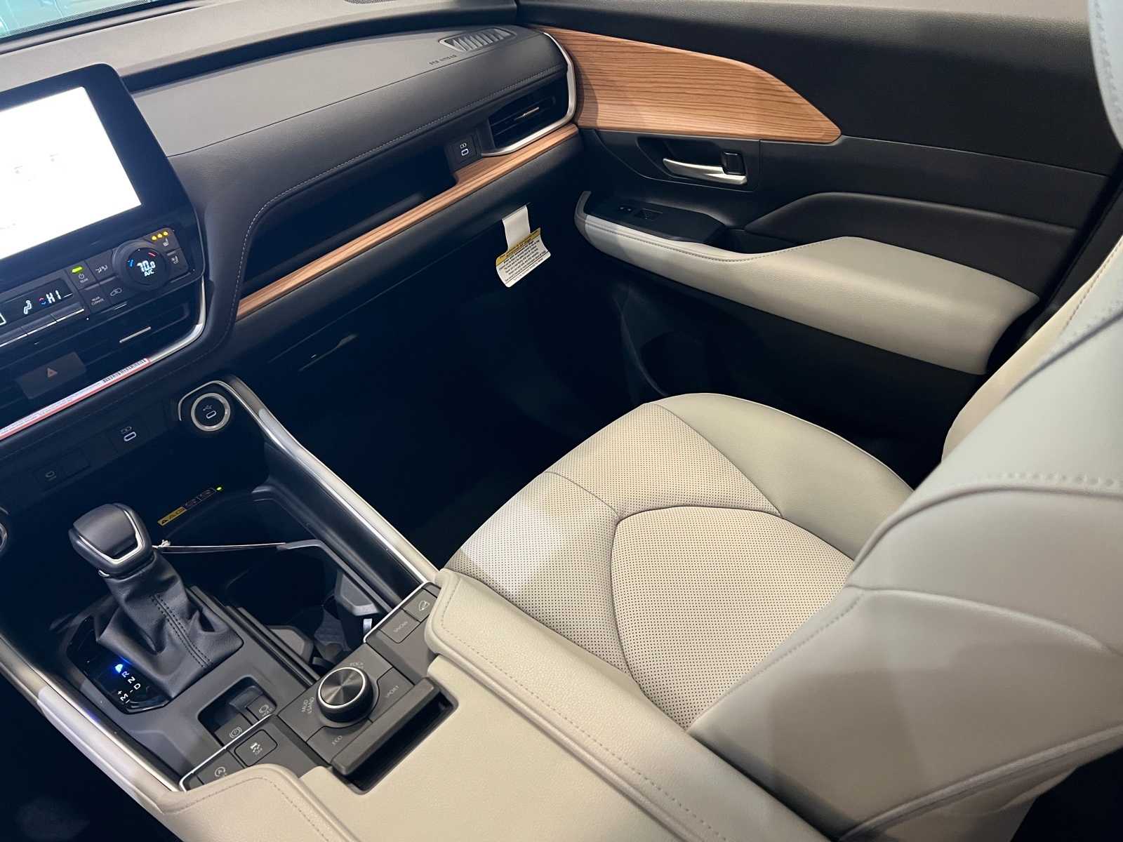 Thumbnail: 2026 Toyota Grand Highlander - 11