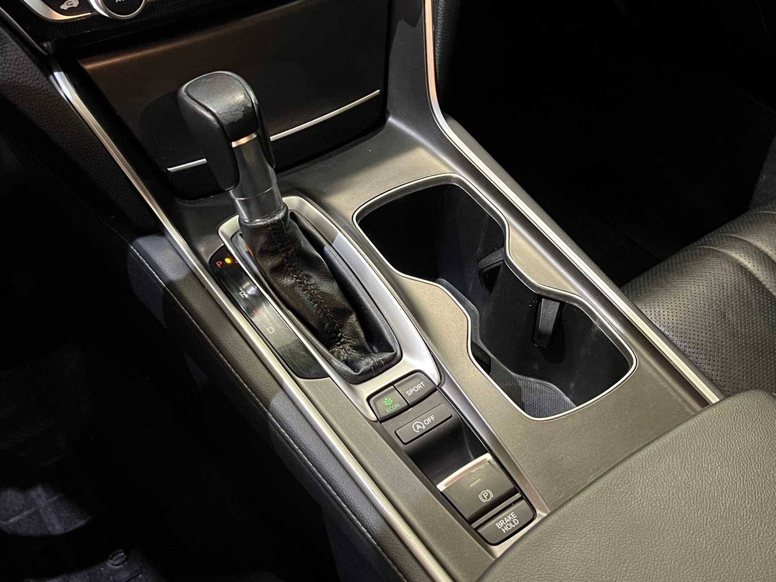 Thumbnail: 2022 Honda Accord - 21