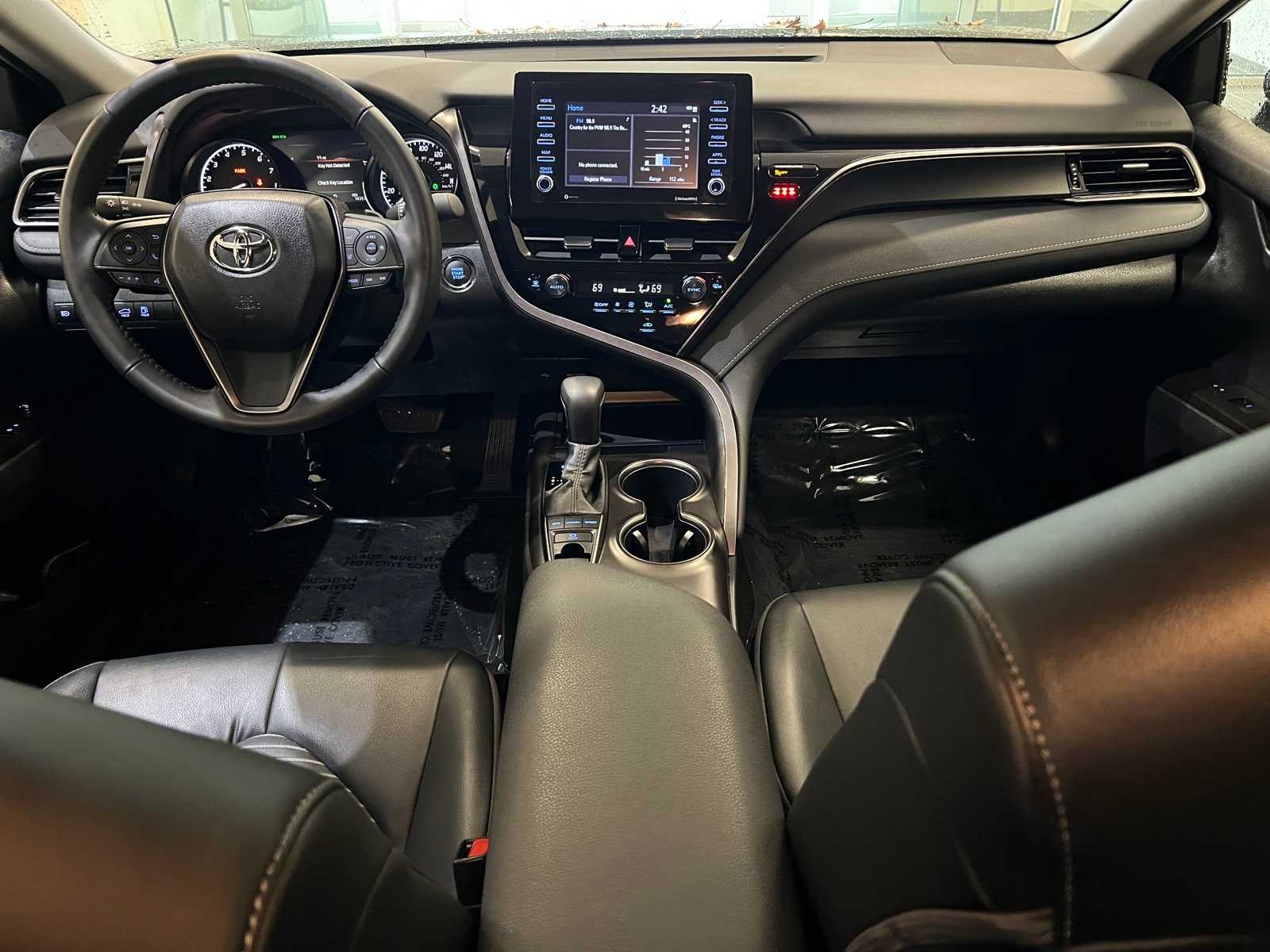 Thumbnail: 2024 Toyota Camry - 10