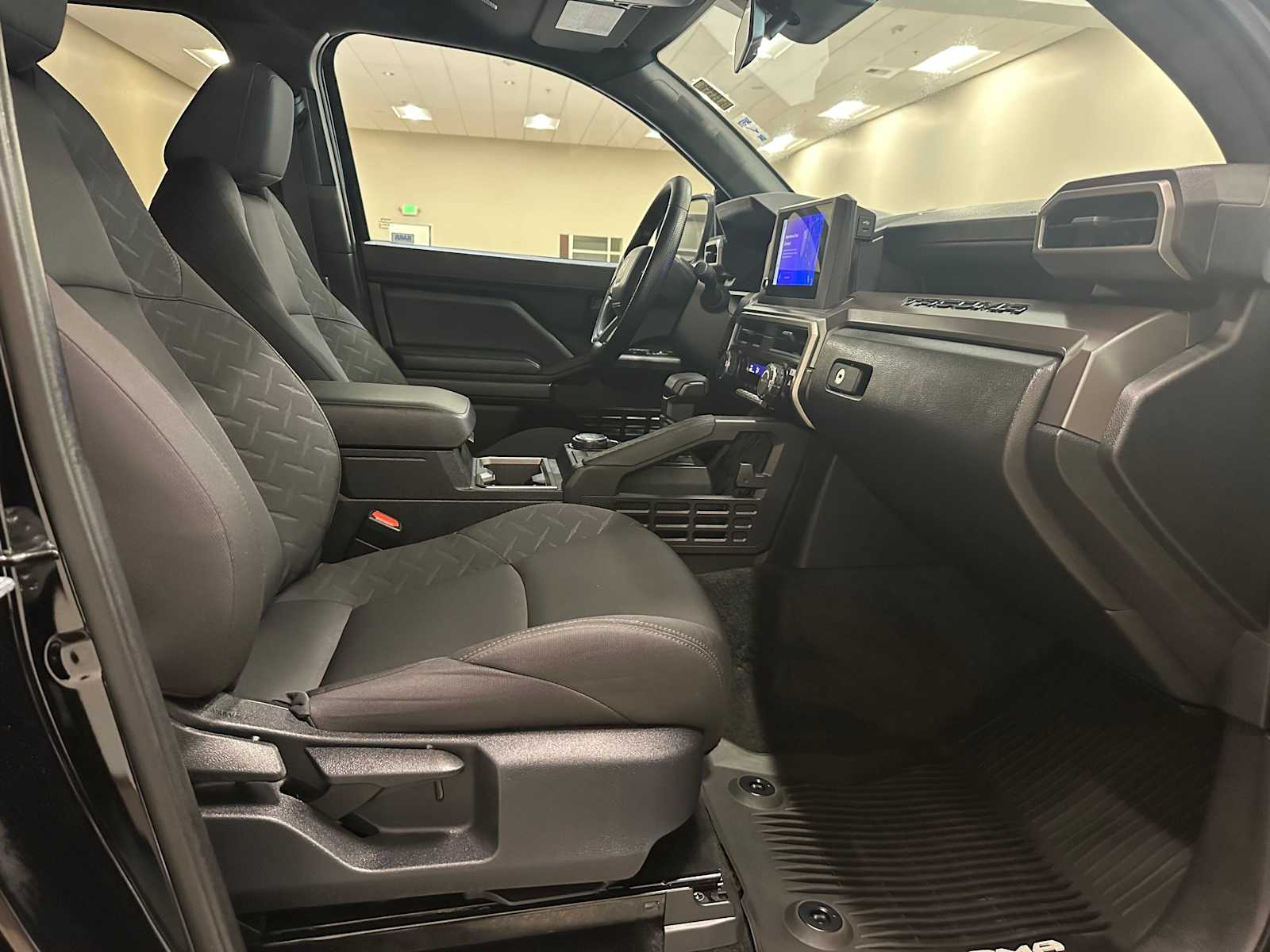 Thumbnail: 2024 Toyota Tacoma - 27