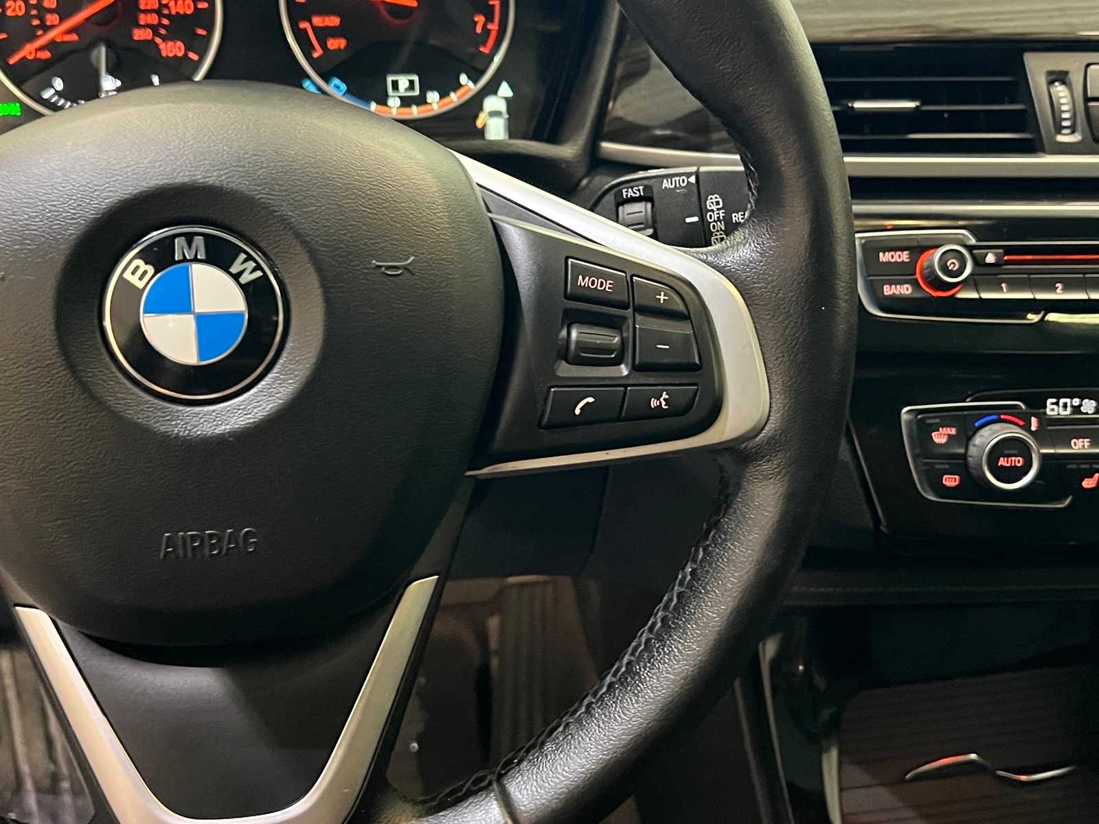 Thumbnail: 2016 BMW X1 - 21